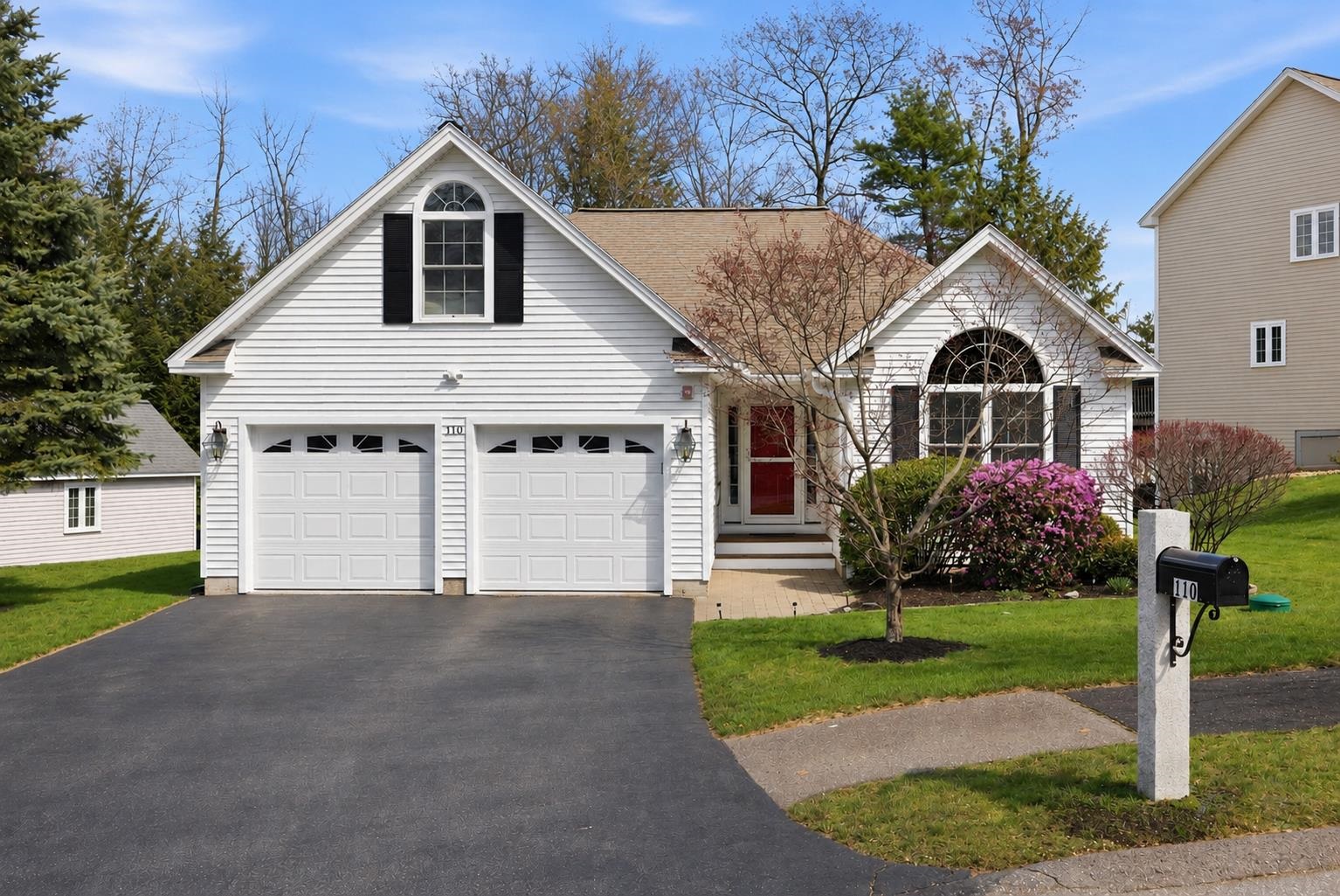 110 Sterling Drive — photo 3