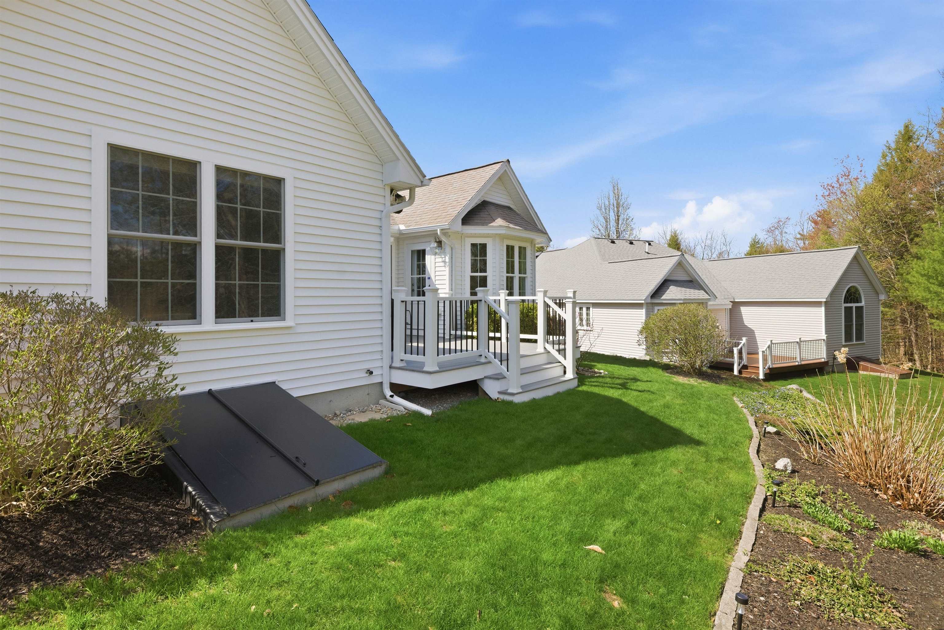 110 Sterling Dr, Laconia, NH 03246