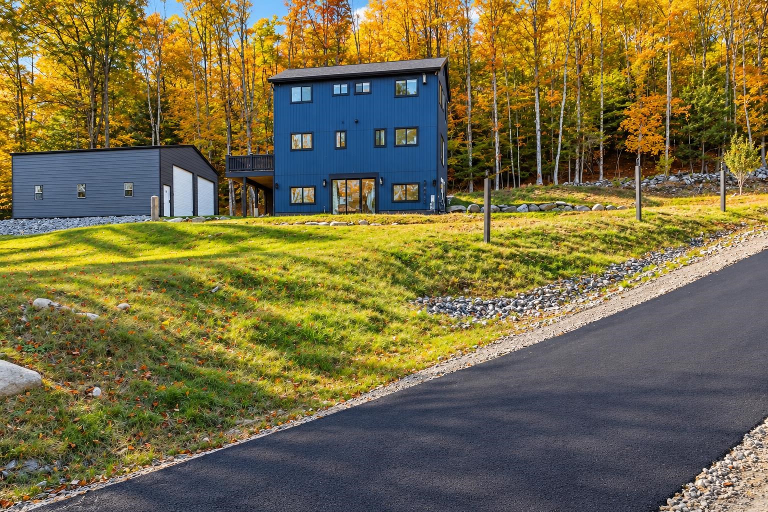 Photo 2 of Single family home for sale at 253 Upper Mad River Rd, Thornton, NH 03285 | MLS# 5088295 | Listing updated on 2026-10-07