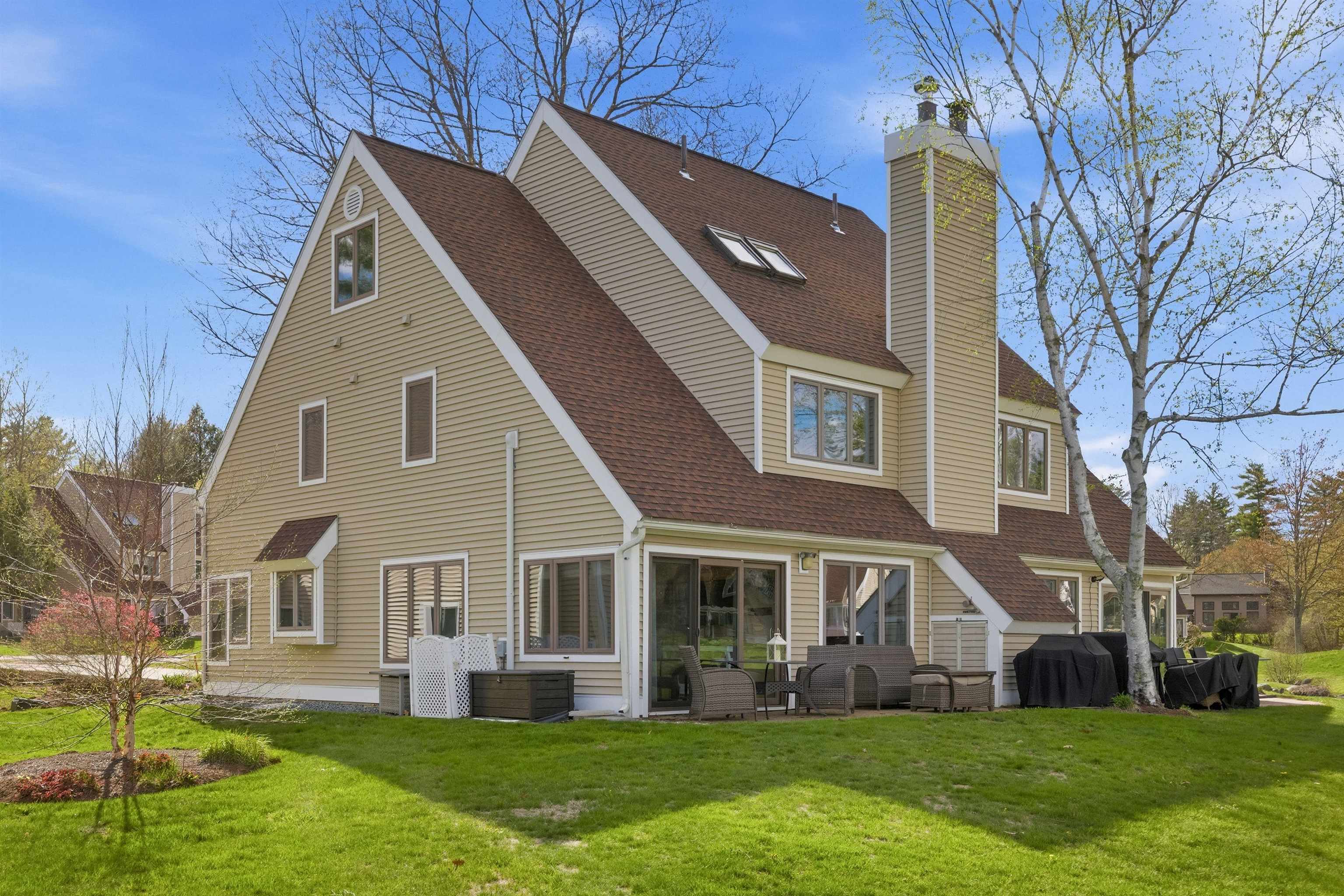 15 Songbird Ln, Laconia, NH 03246