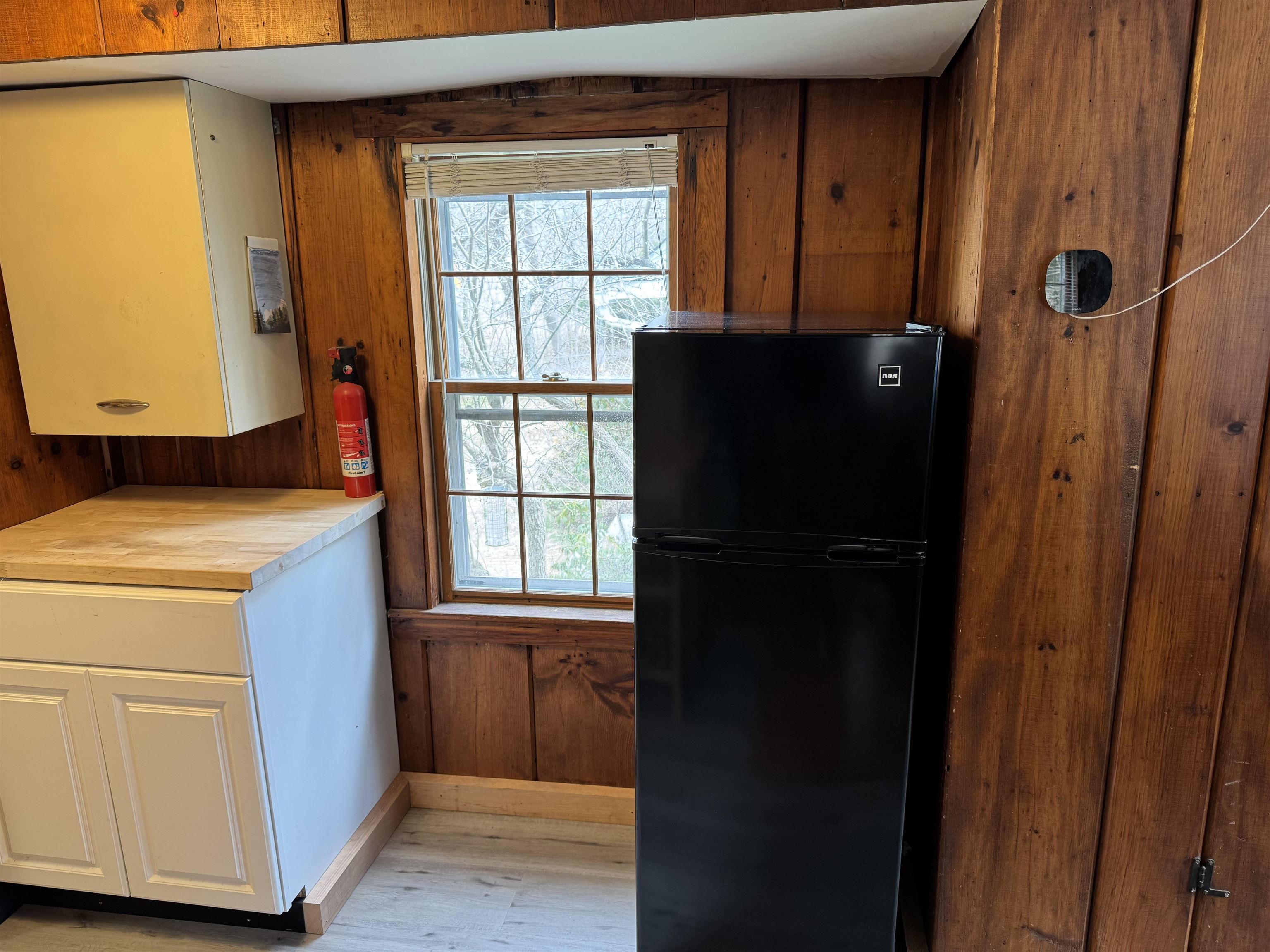 26 Edgewood Rd, Durham, NH 03824