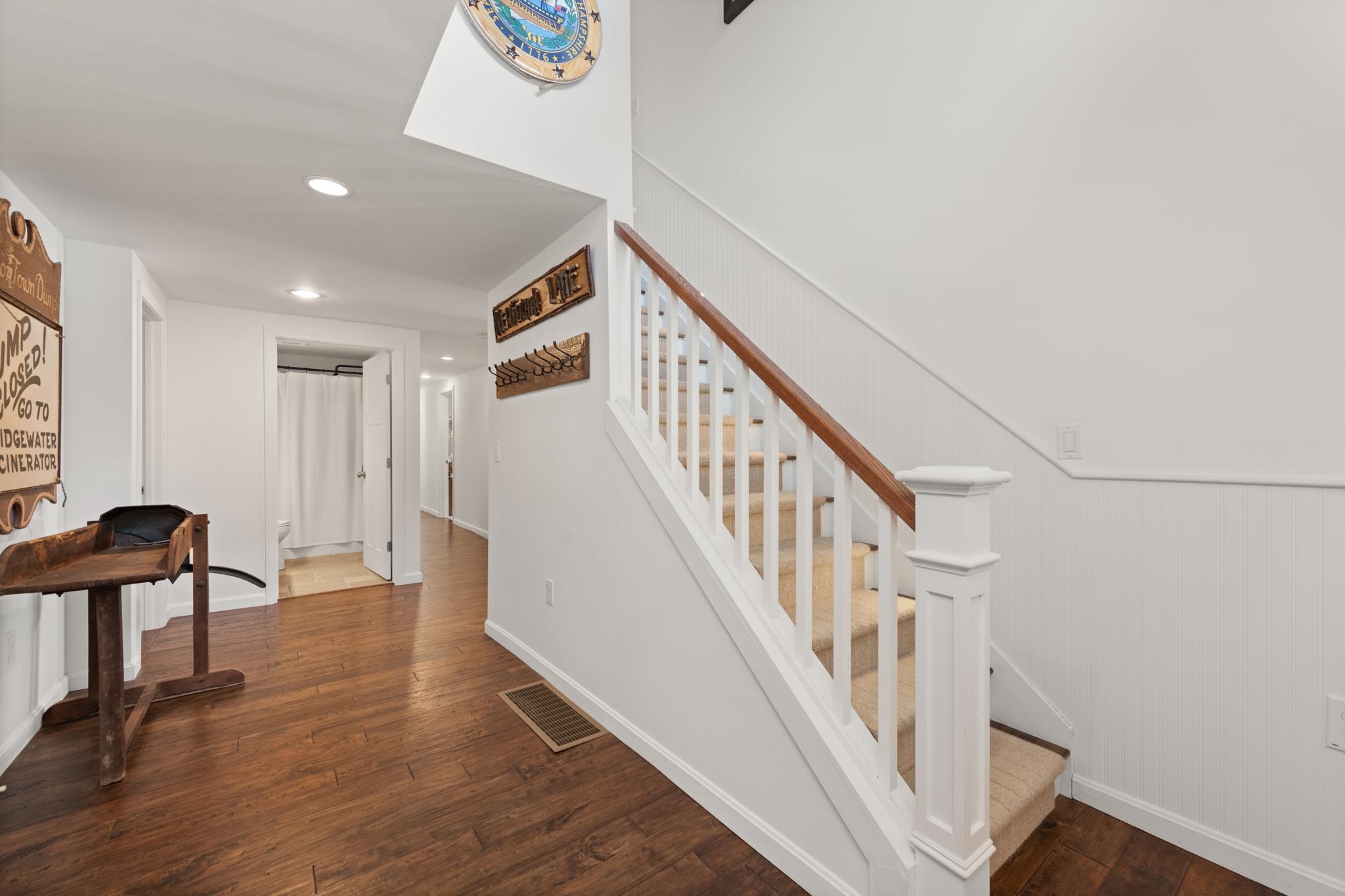 11 Stone Gate Rd, Hebron, NH 03241