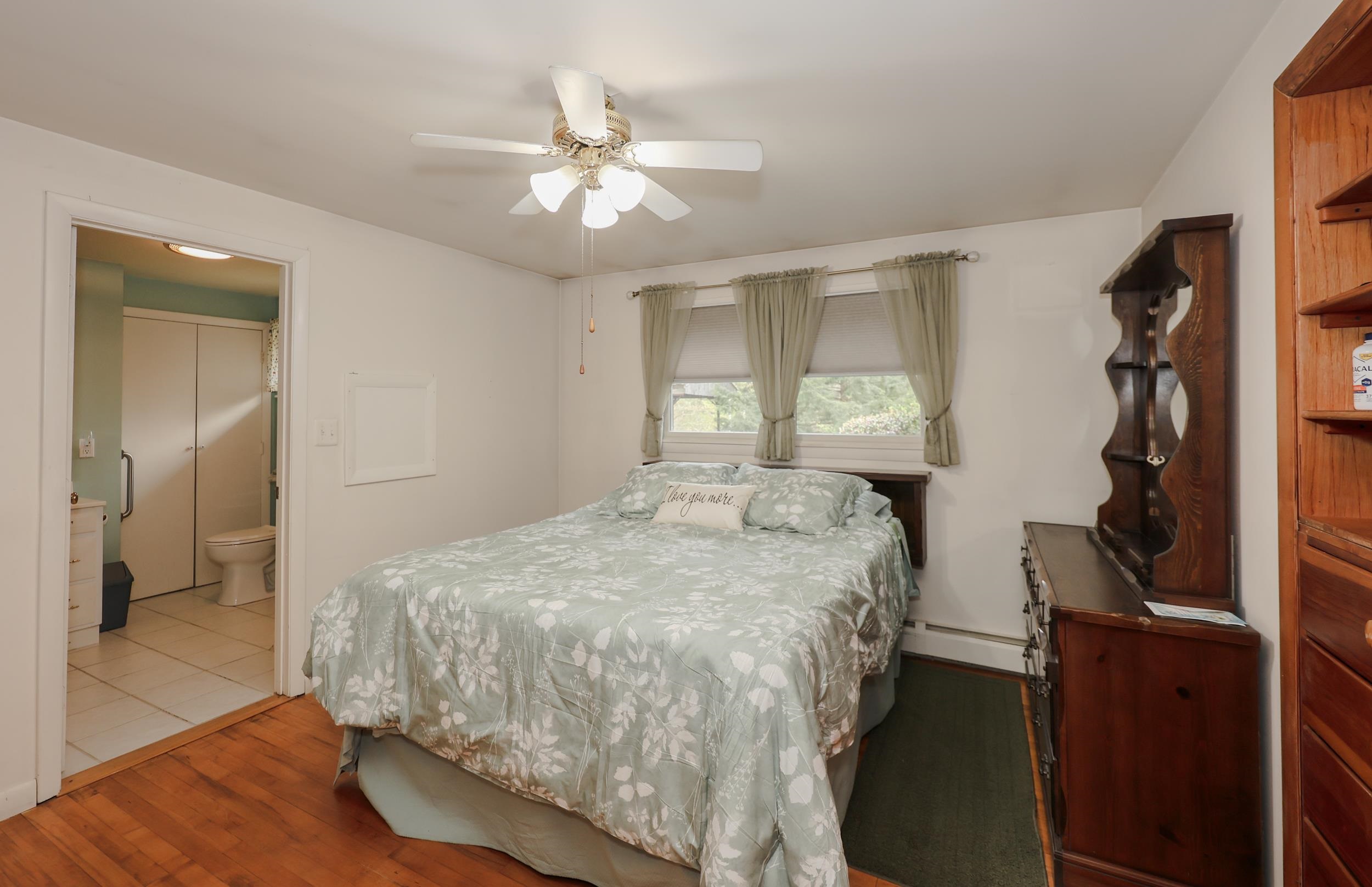 78 Amherst Rd, Merrimack, NH 03454