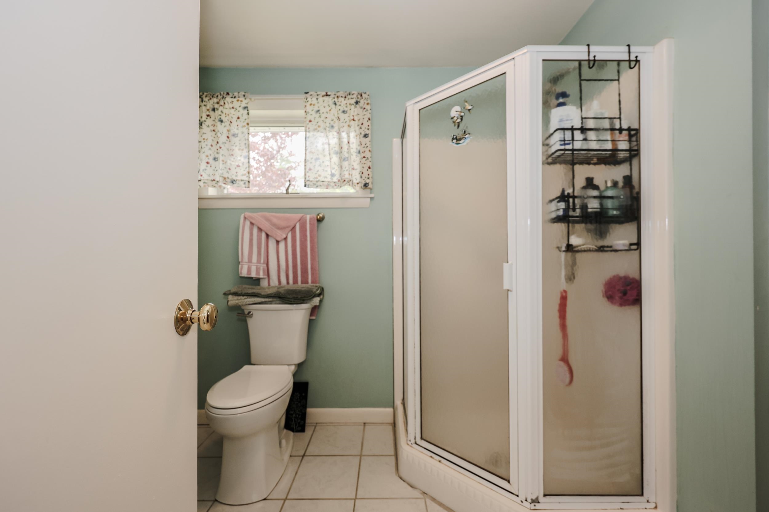 78 Amherst Rd, Merrimack, NH 03454