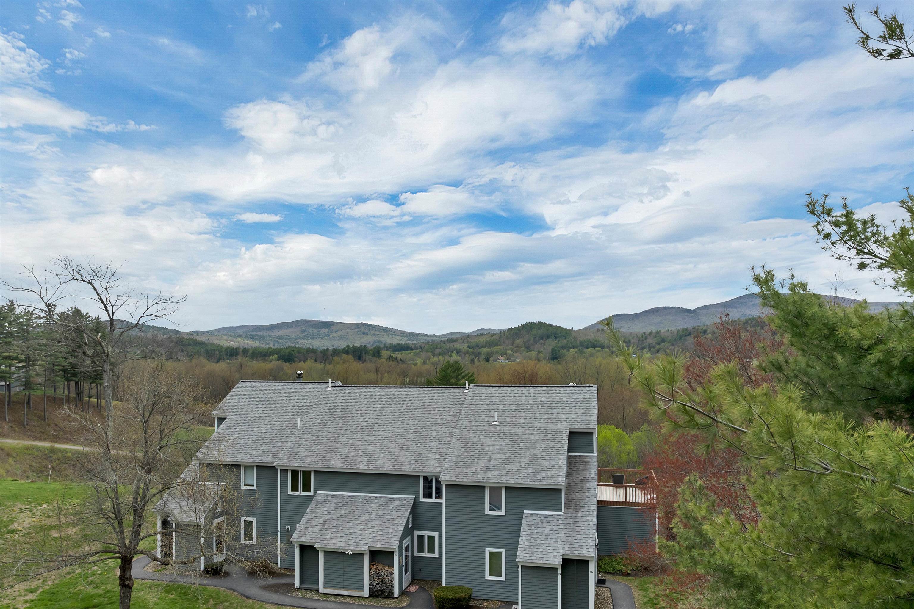 10 Vista Dr, Ashland, NH 03217