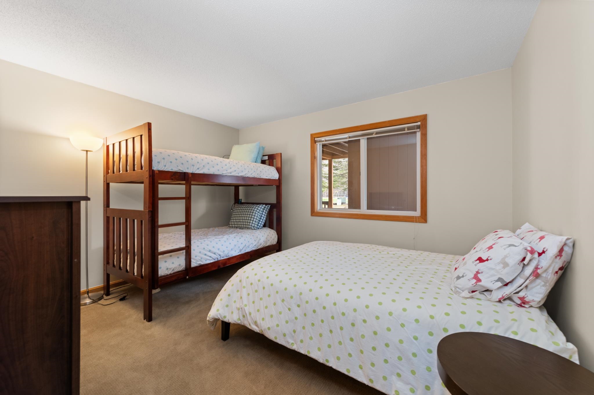15 Tennis Ln, Thornton, NH 03285