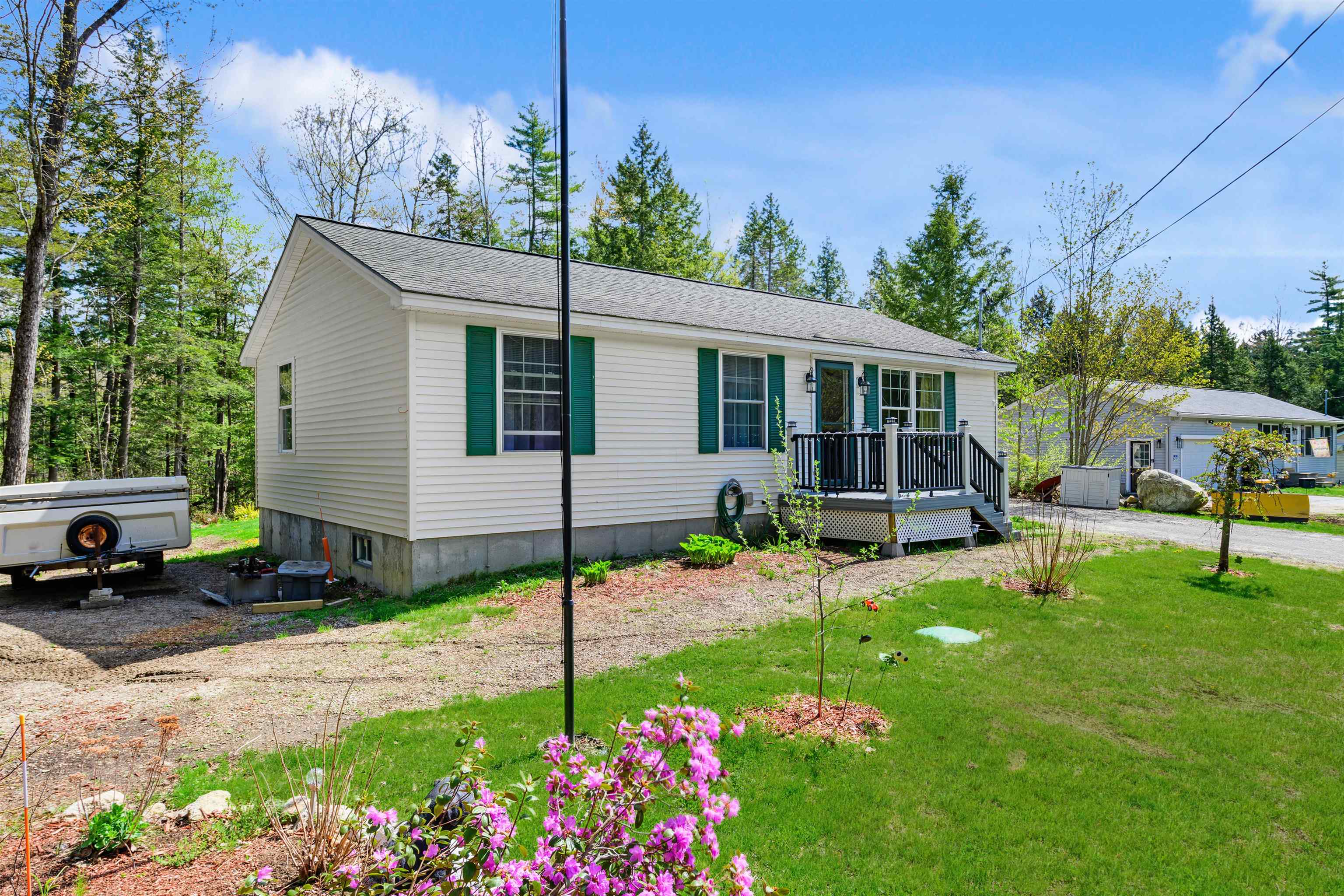 26 Birch Tree Ln, Ossipee, NH 03814