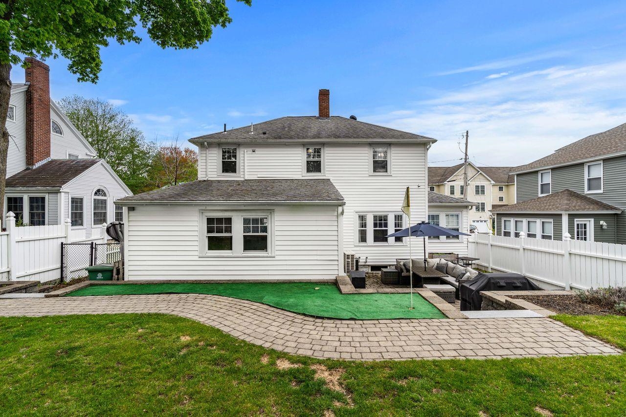 9 Bennett St, Nashua, NH 03064
