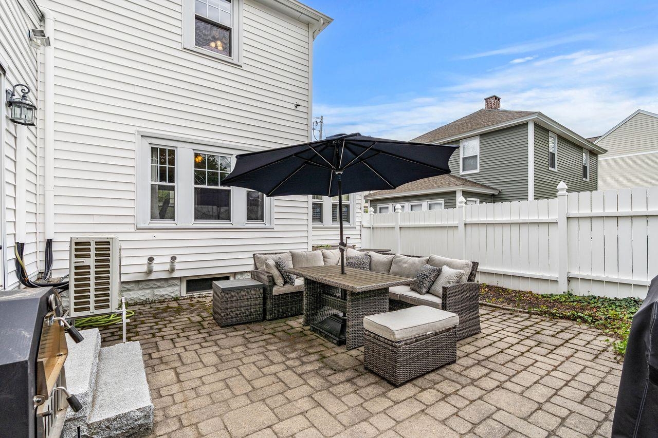 9 Bennett St, Nashua, NH 03064