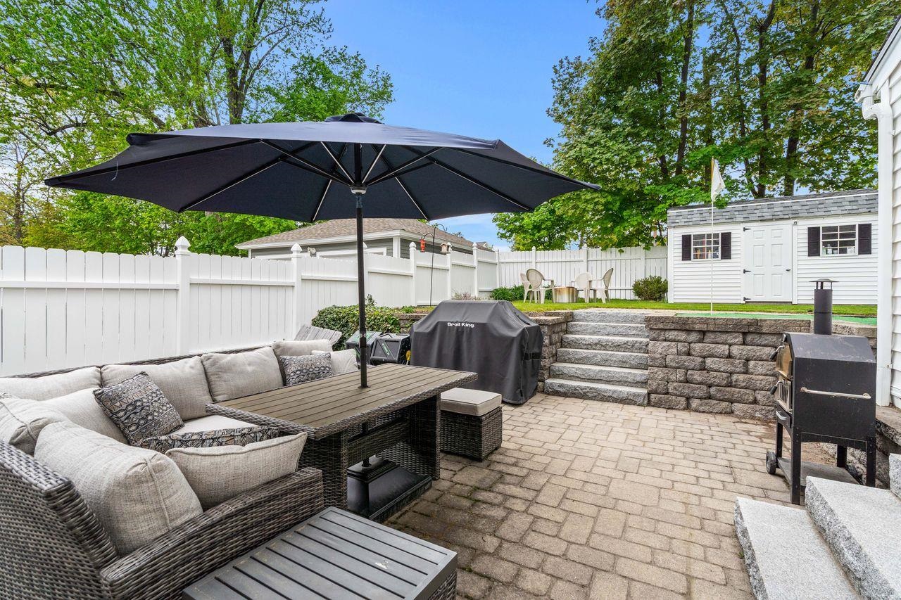 9 Bennett St, Nashua, NH 03064