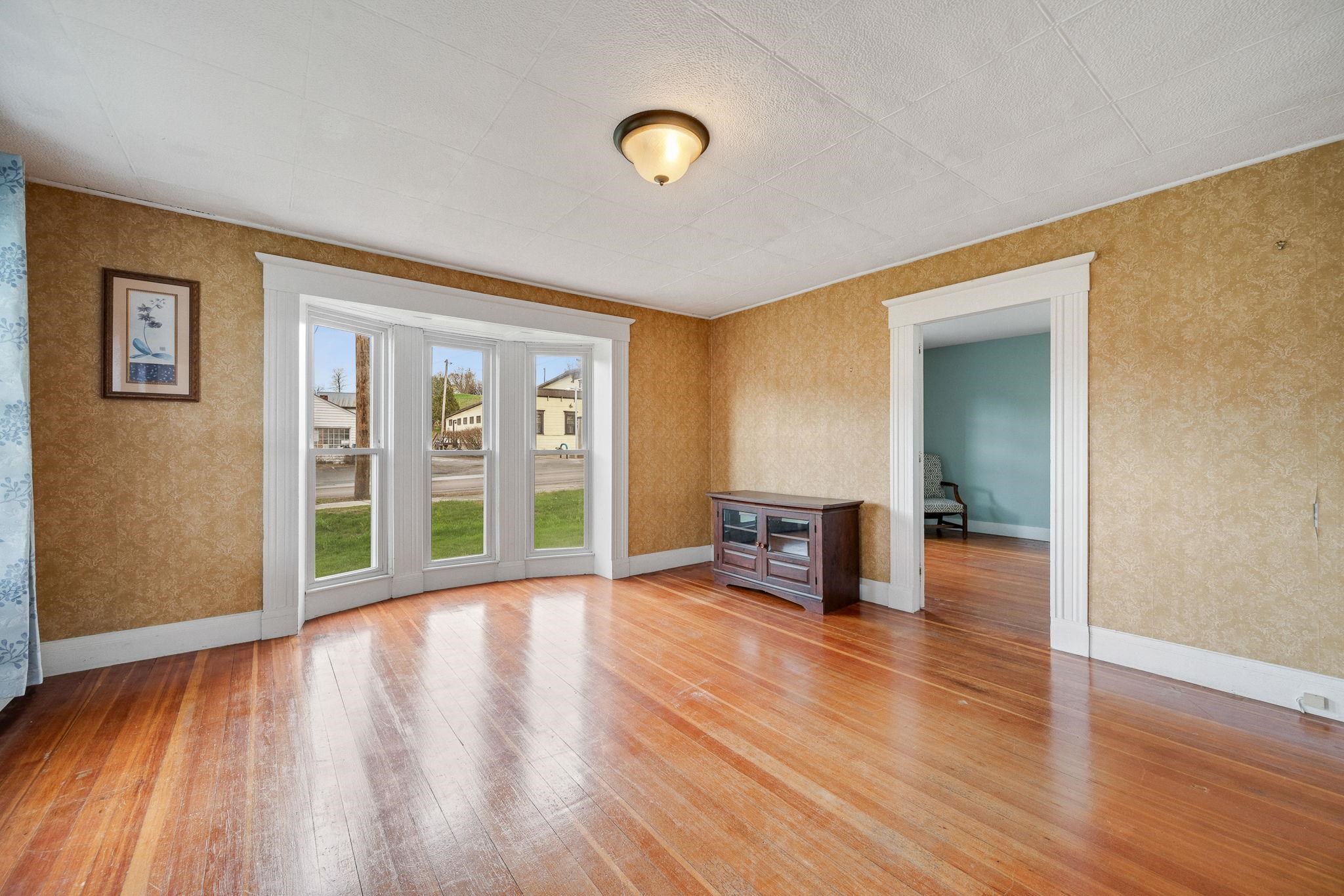New oversized windows light up the living room