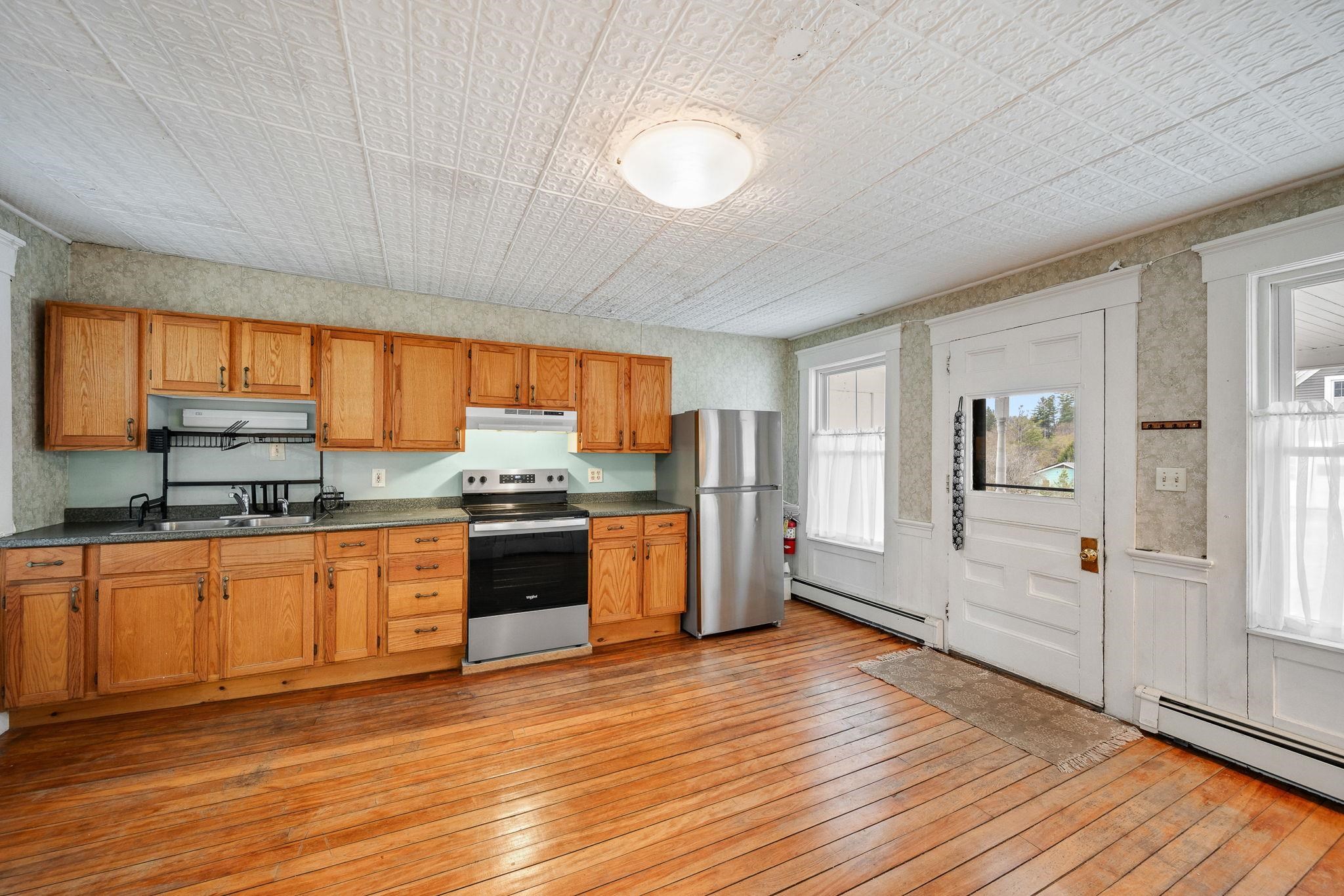 Unit 1 kitchen