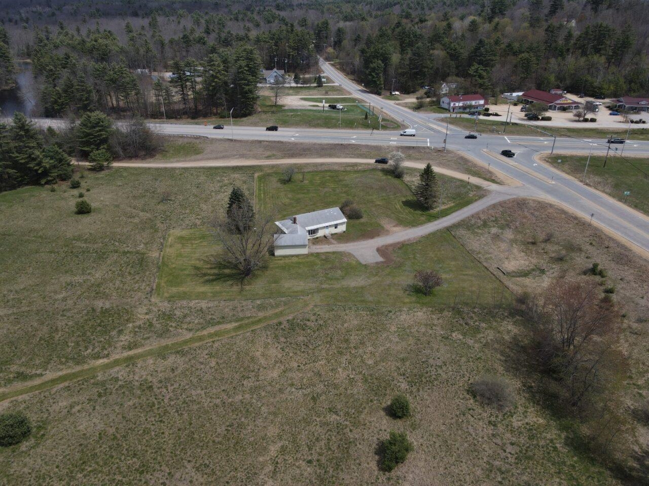 39 Route 129 , Loudon, NH 03307
