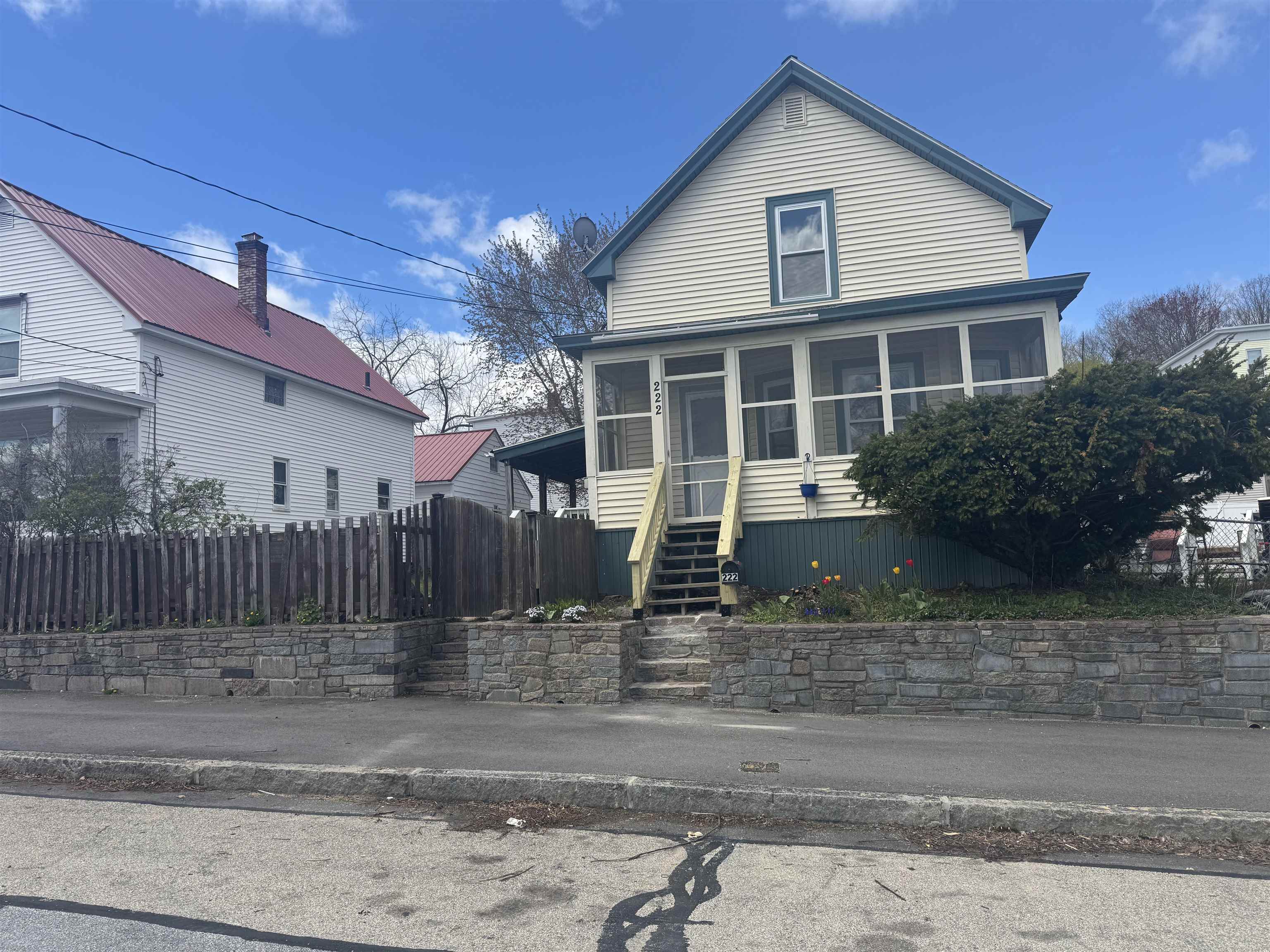 222 Laval St, Manchester, NH 03102-0