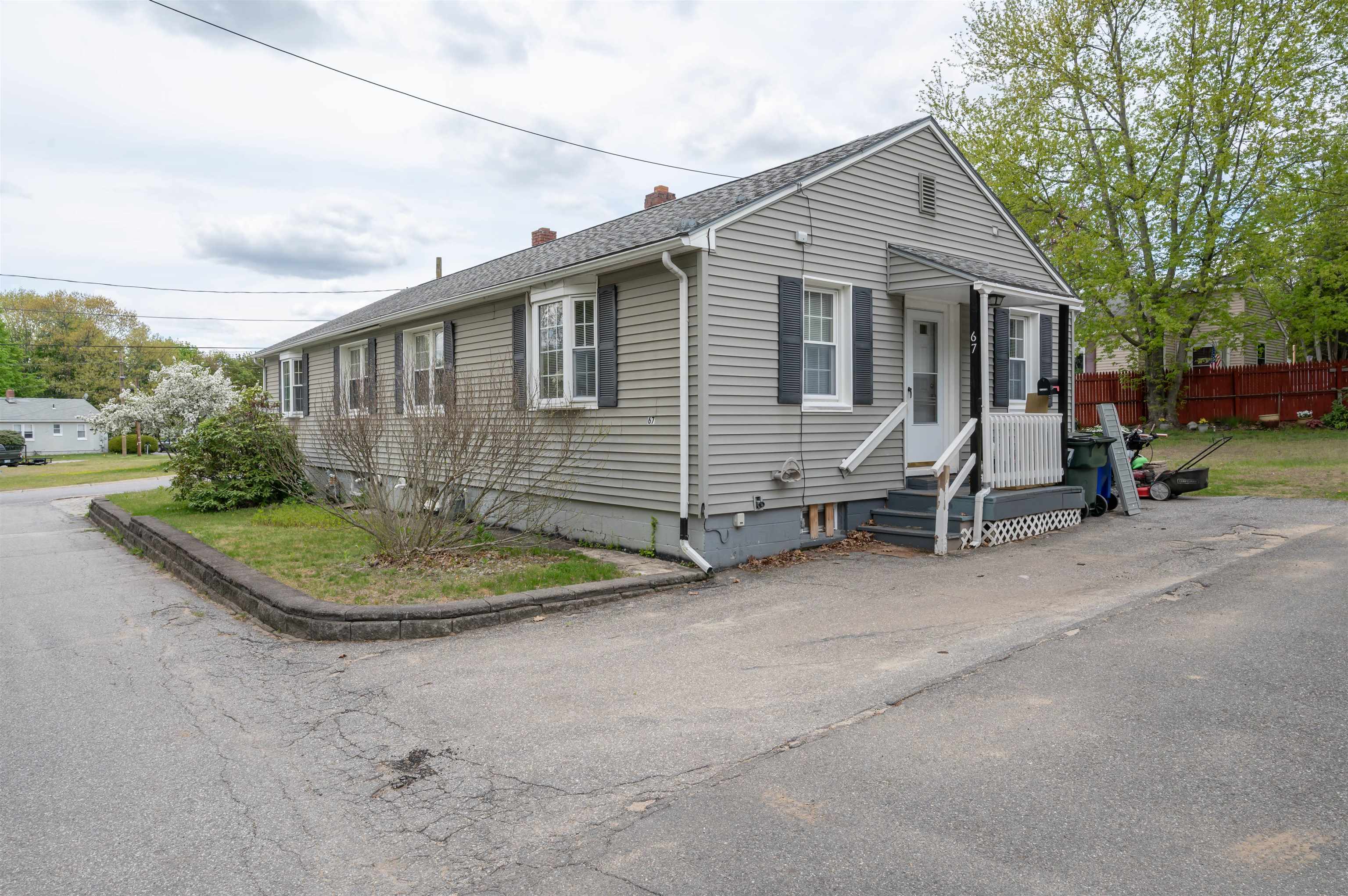 65-67 Lucille St, Manchester, NH 03103