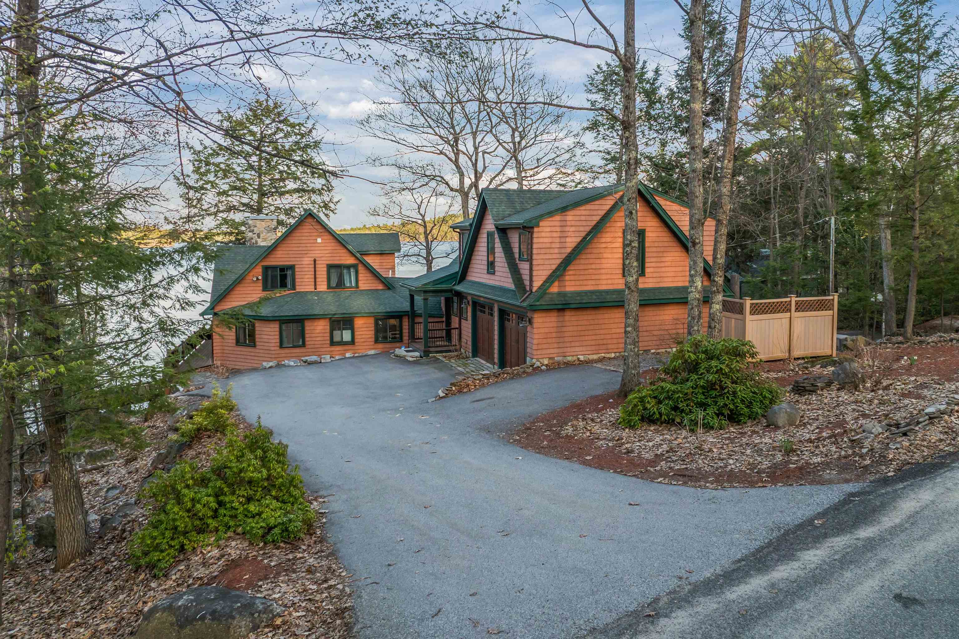 70 Cattle Landing Rd, Meredith, NH 03253