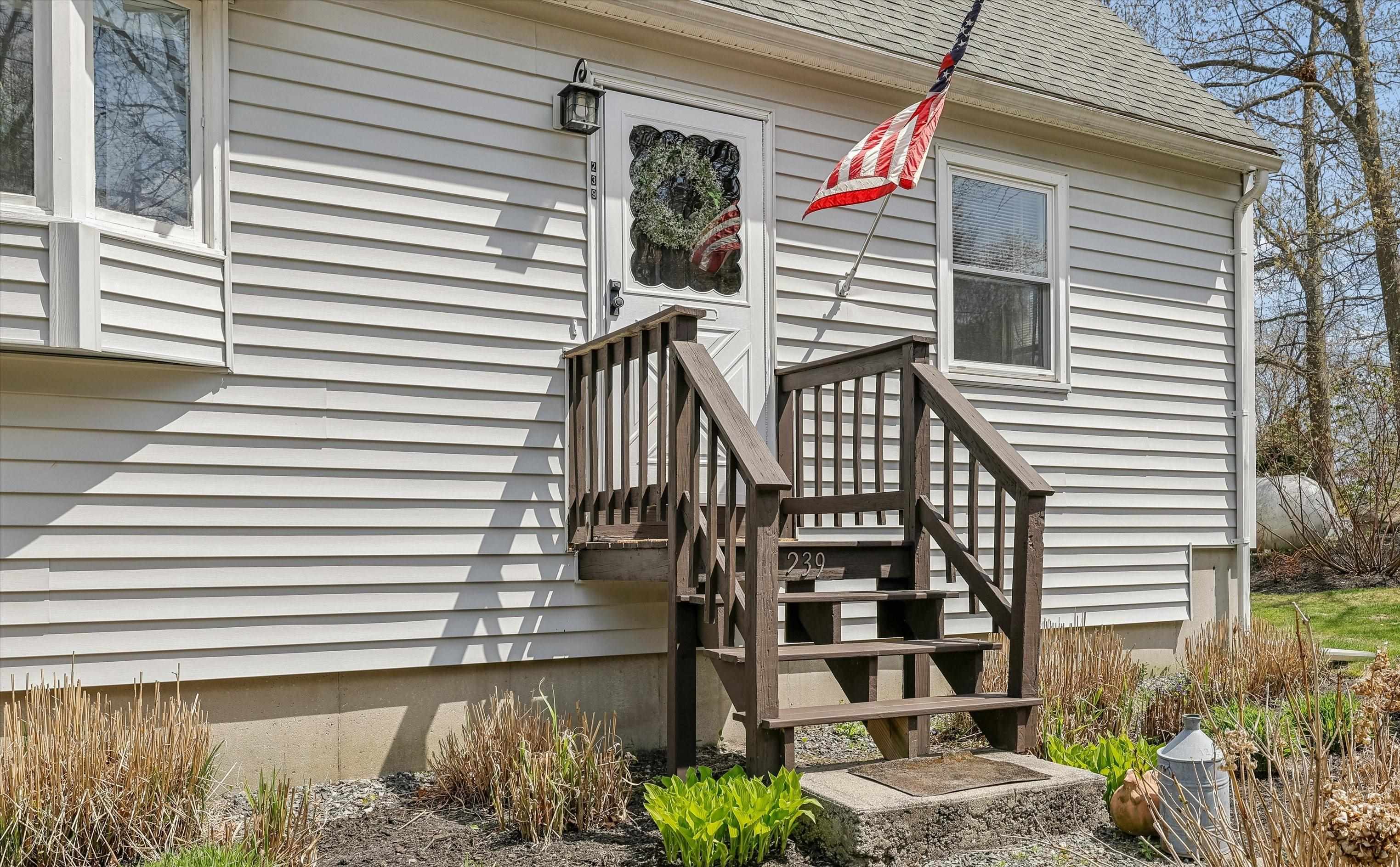 239 Wells St, Manchester, NH 03104