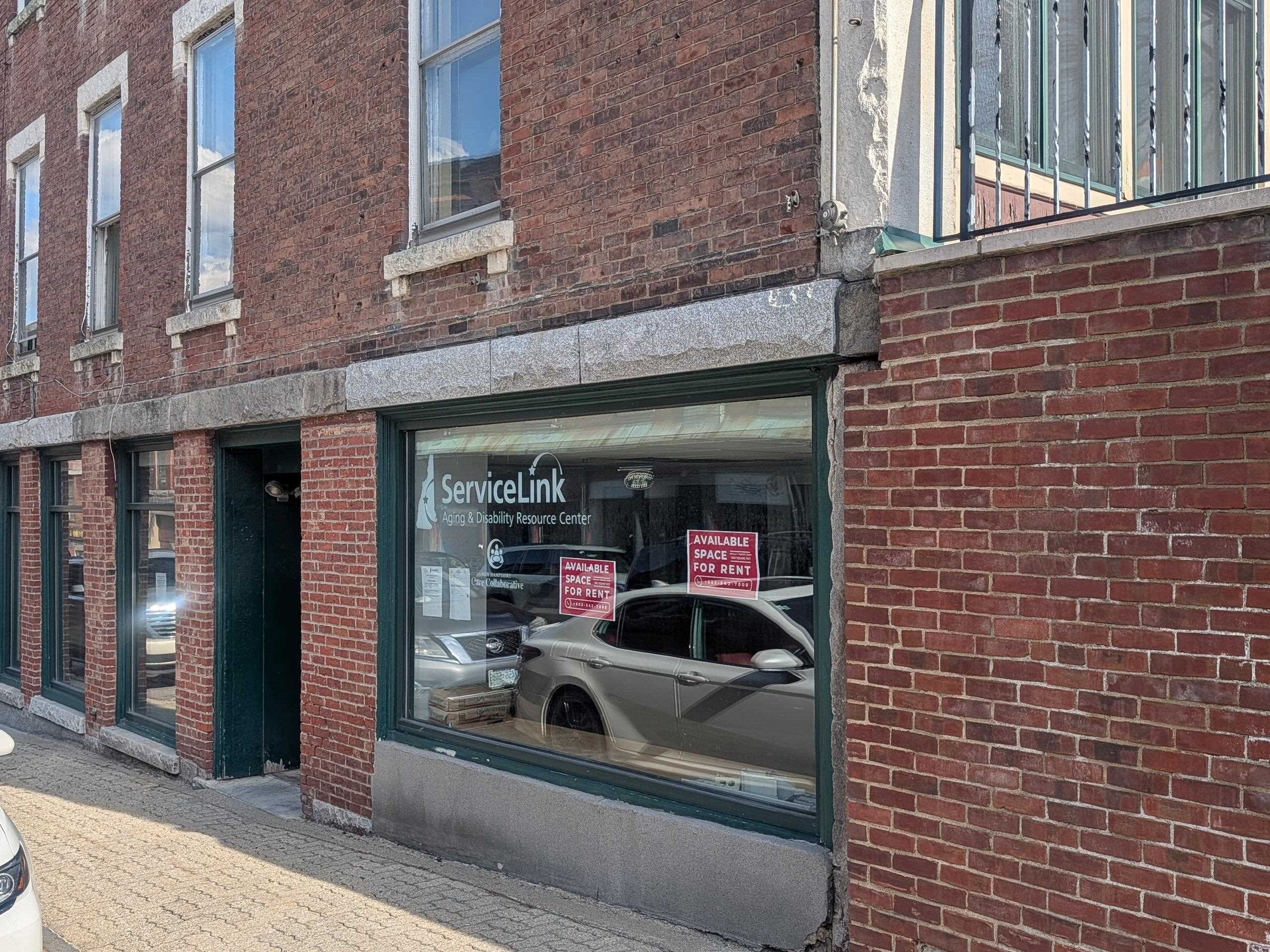 Claremont NH&nbsp; for rent $$1,700 Monthly Rent with Lease Term 