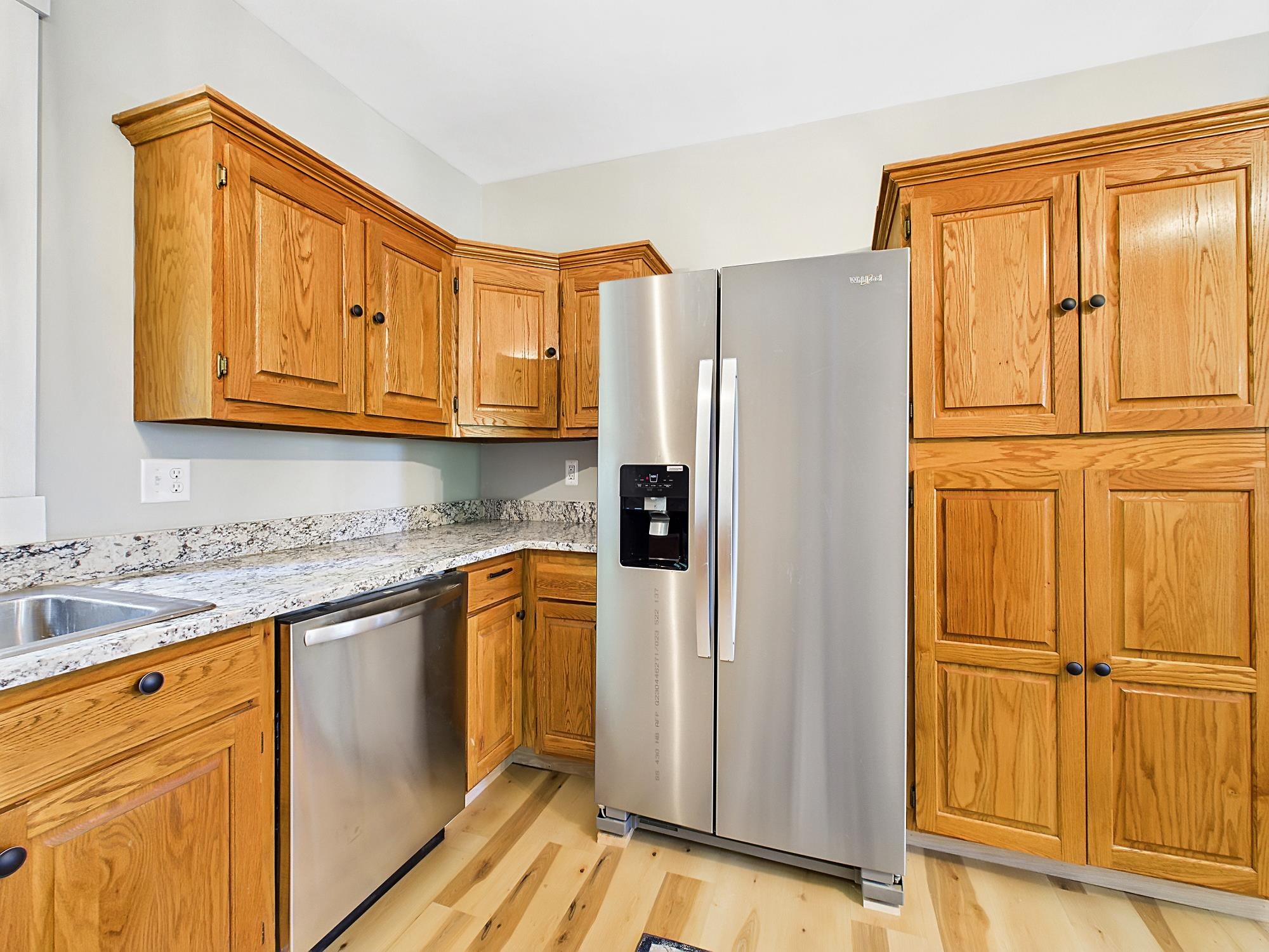 30 Spring St, Colebrook, NH 03576