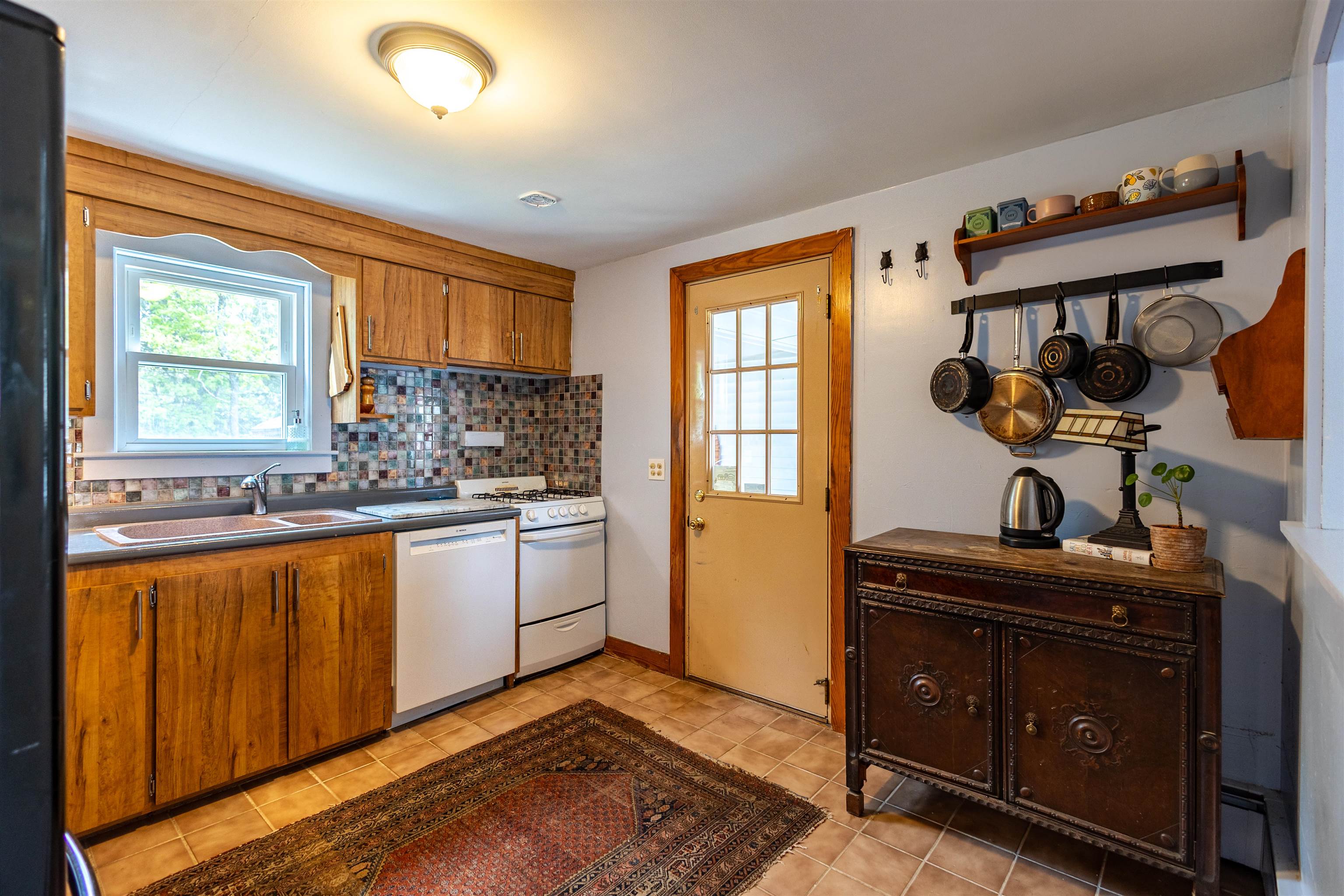 4 Eastern Ave, Concord, NH 03301