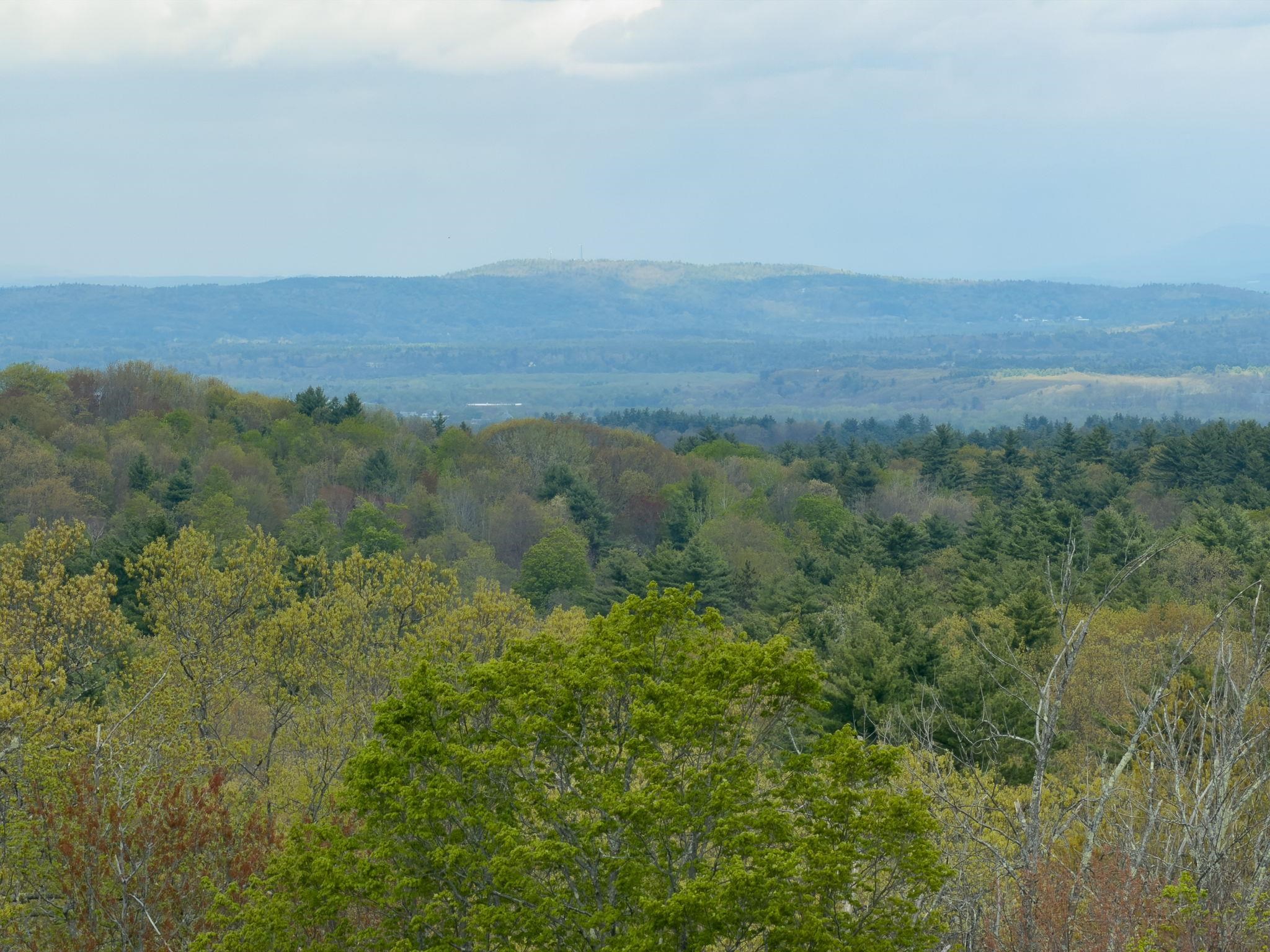 20 Pinnacle Ln, Bow, NH 03304