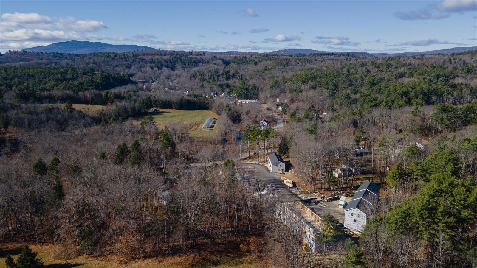 9 Lucy Ln, Peterborough, NH 03458