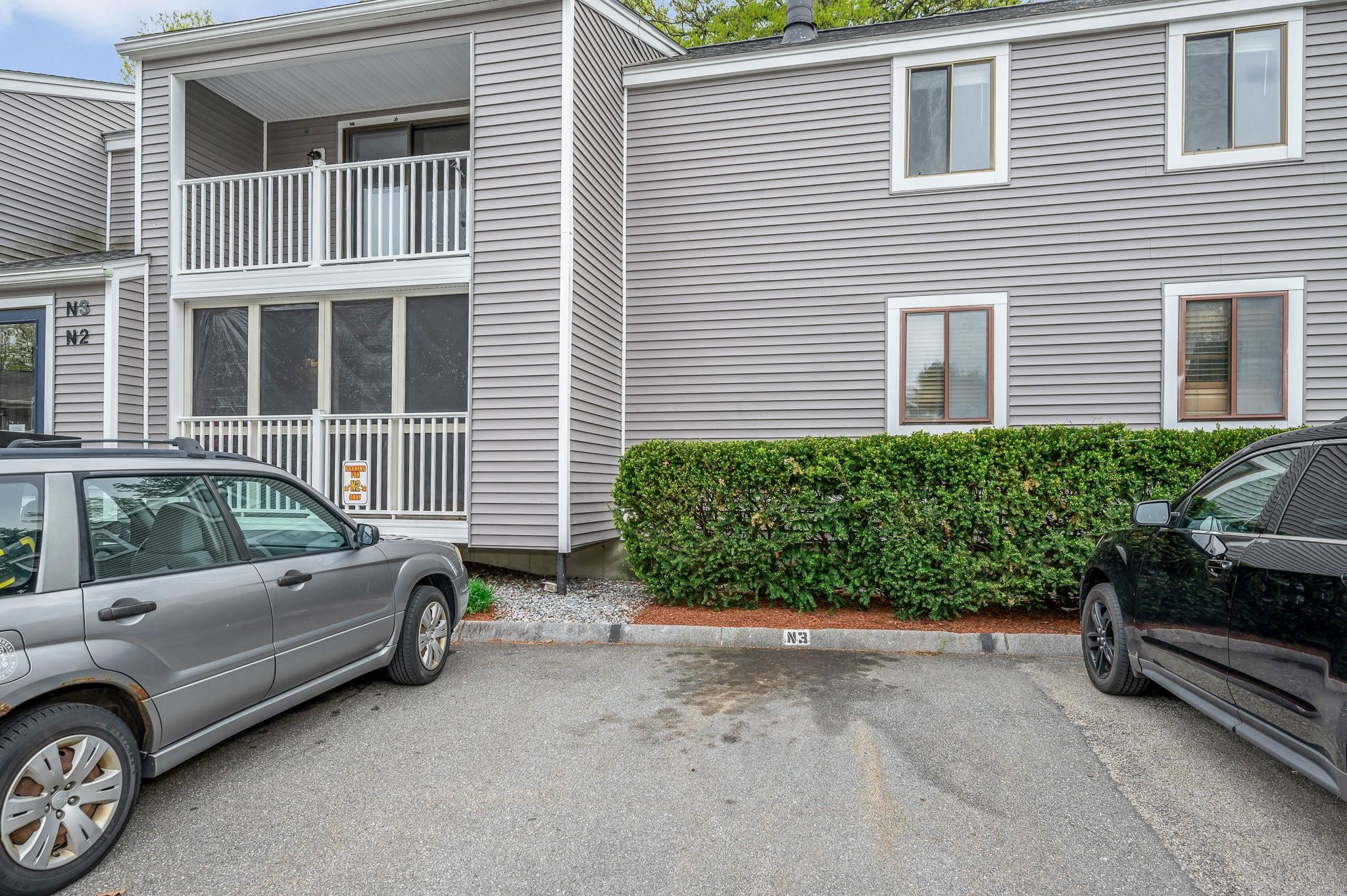 3 Snow Cir, Nashua, NH 03062