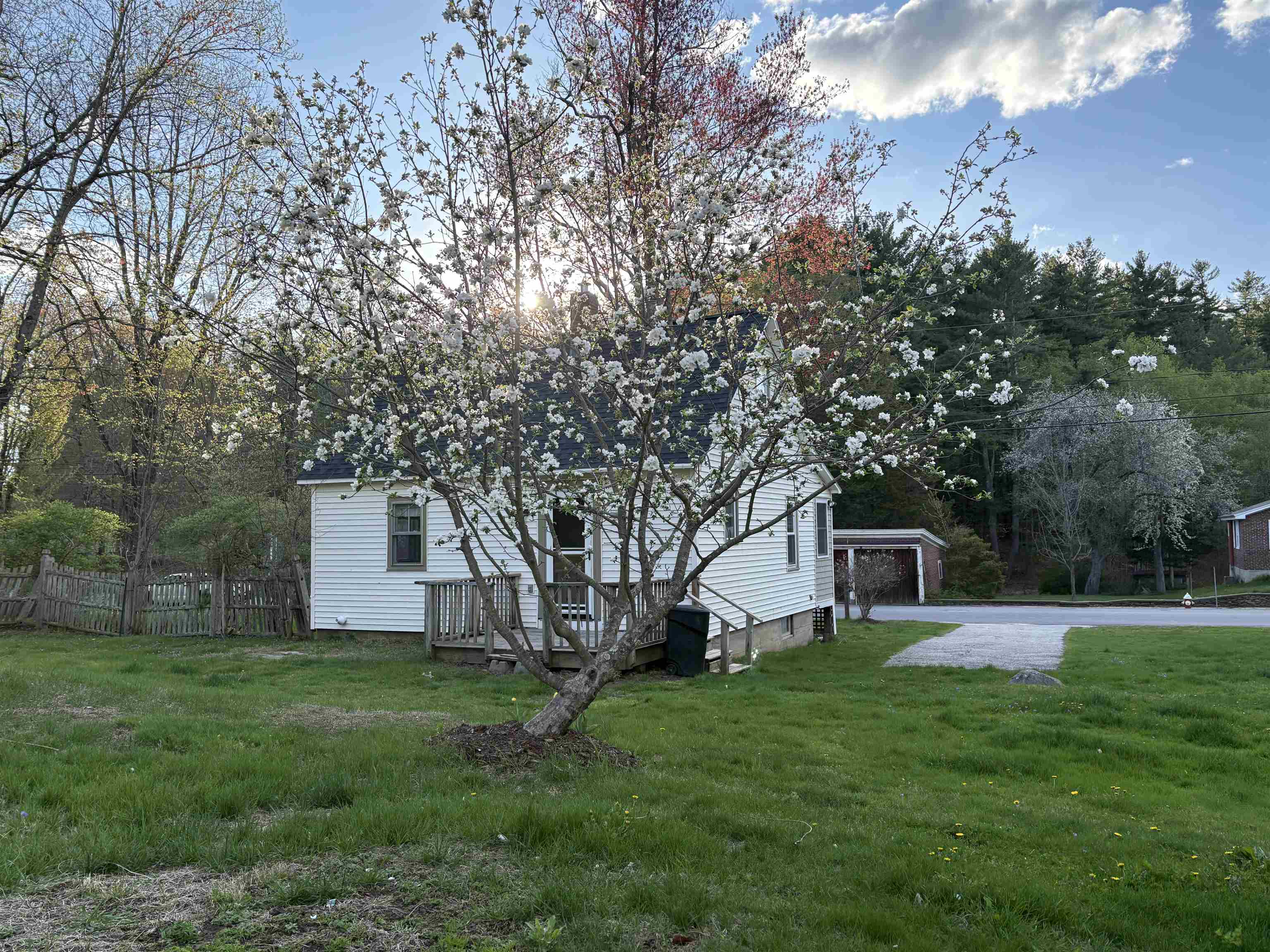 80 St Laurent St, Epping, NH 03042