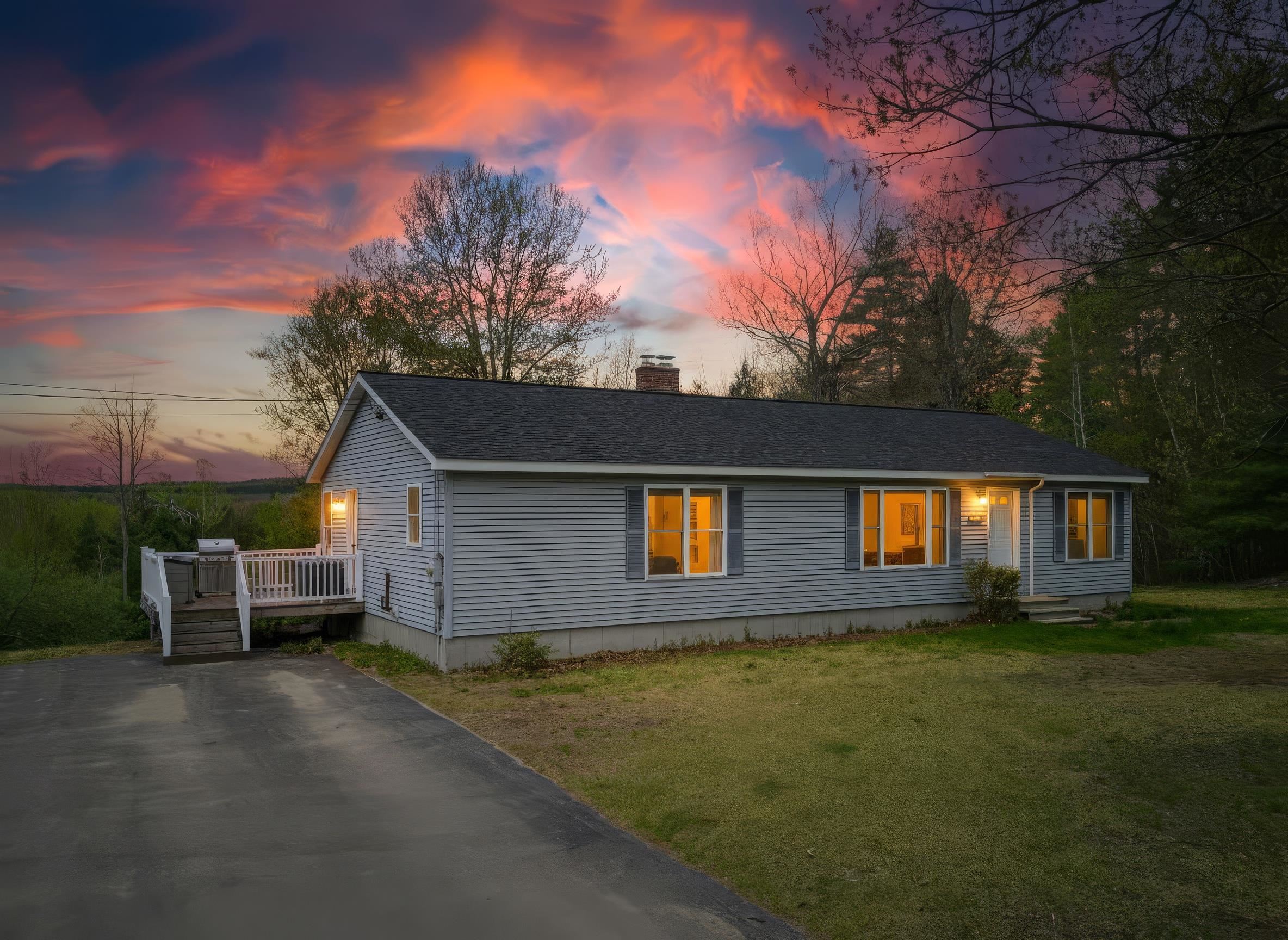 51 Hejo Rd, Weare, NH 03281