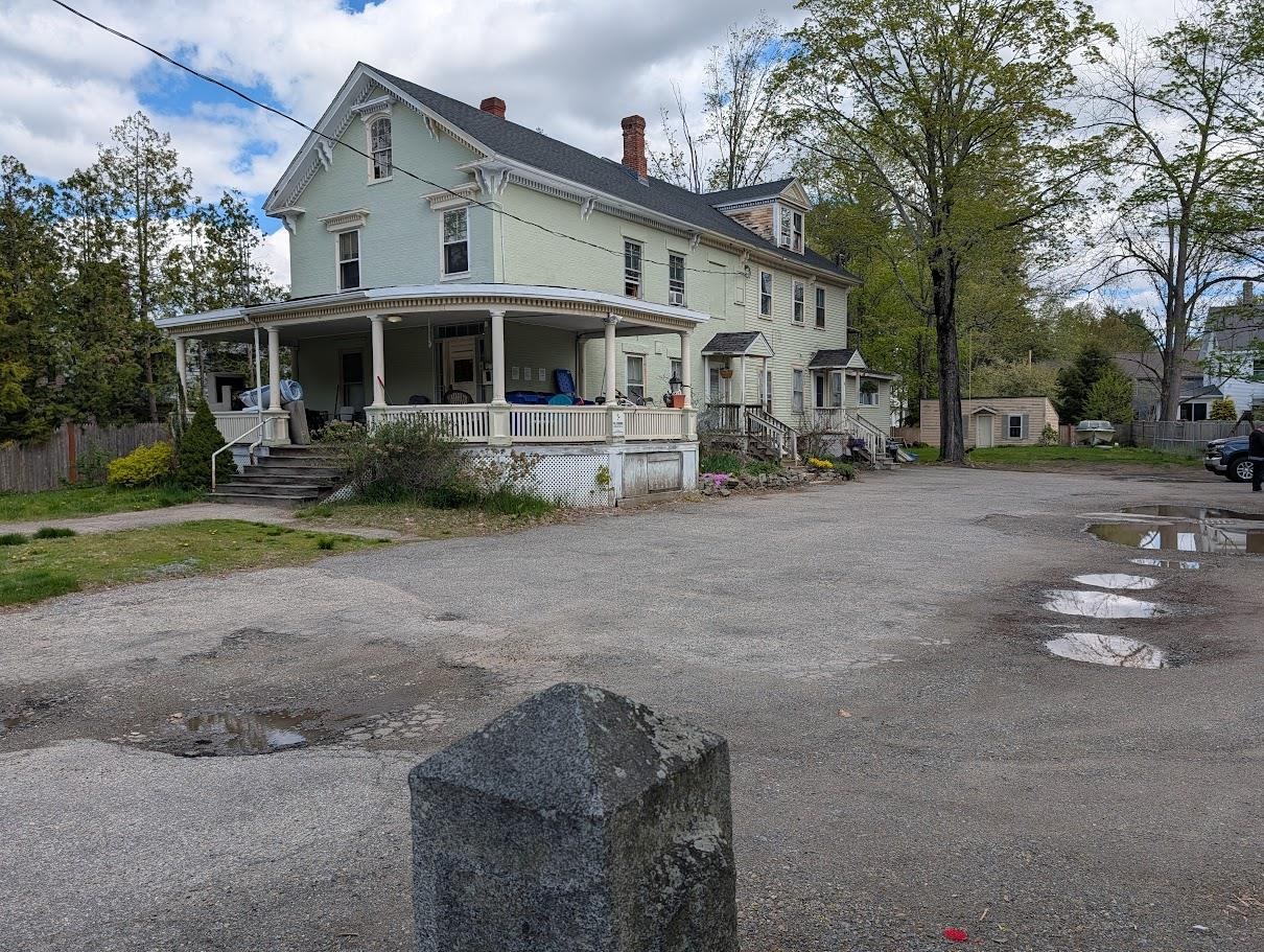 22 Pine St, Exeter, NH 03833