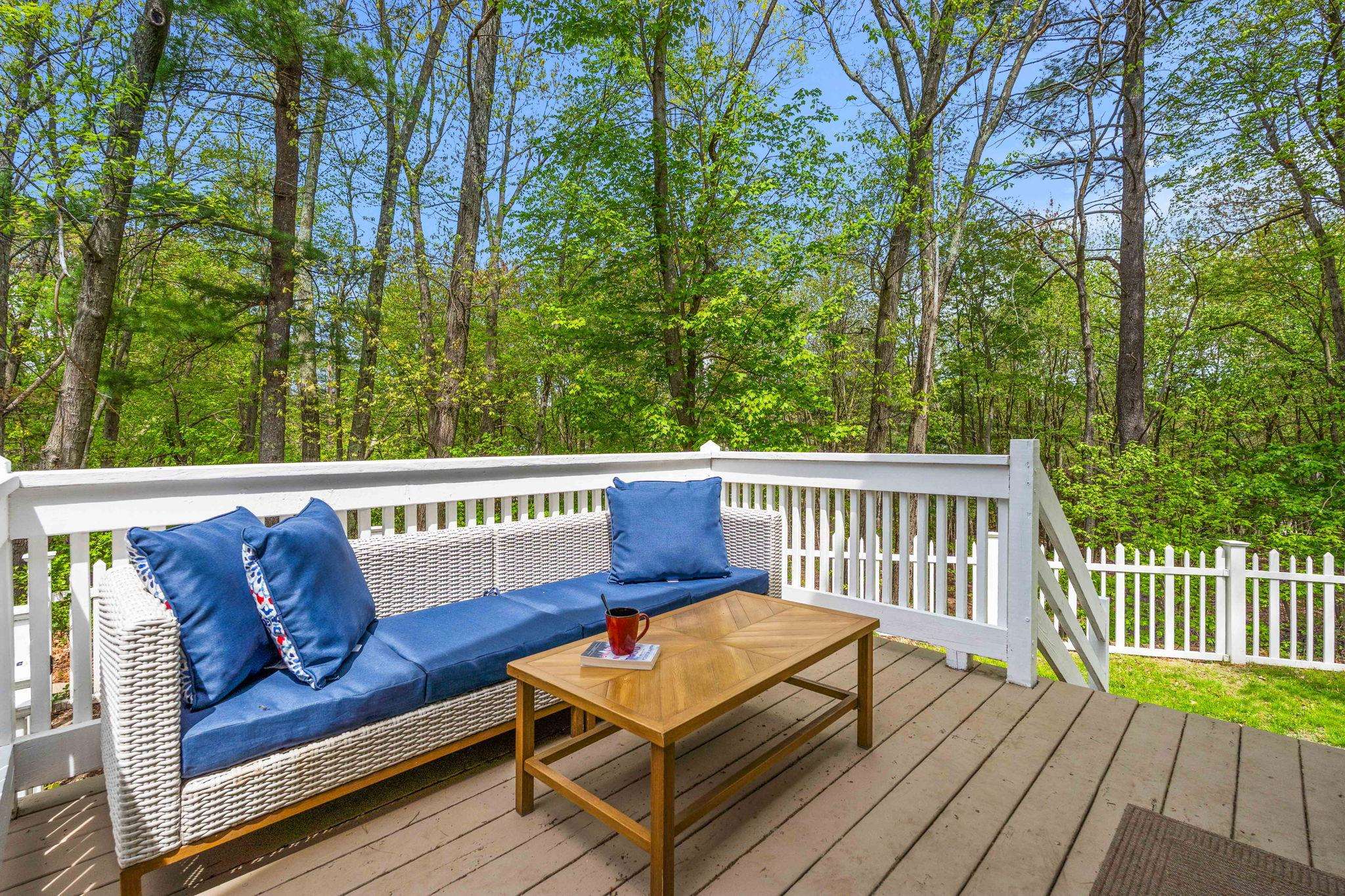 29 Hazel Ave, Nashua, NH 03062