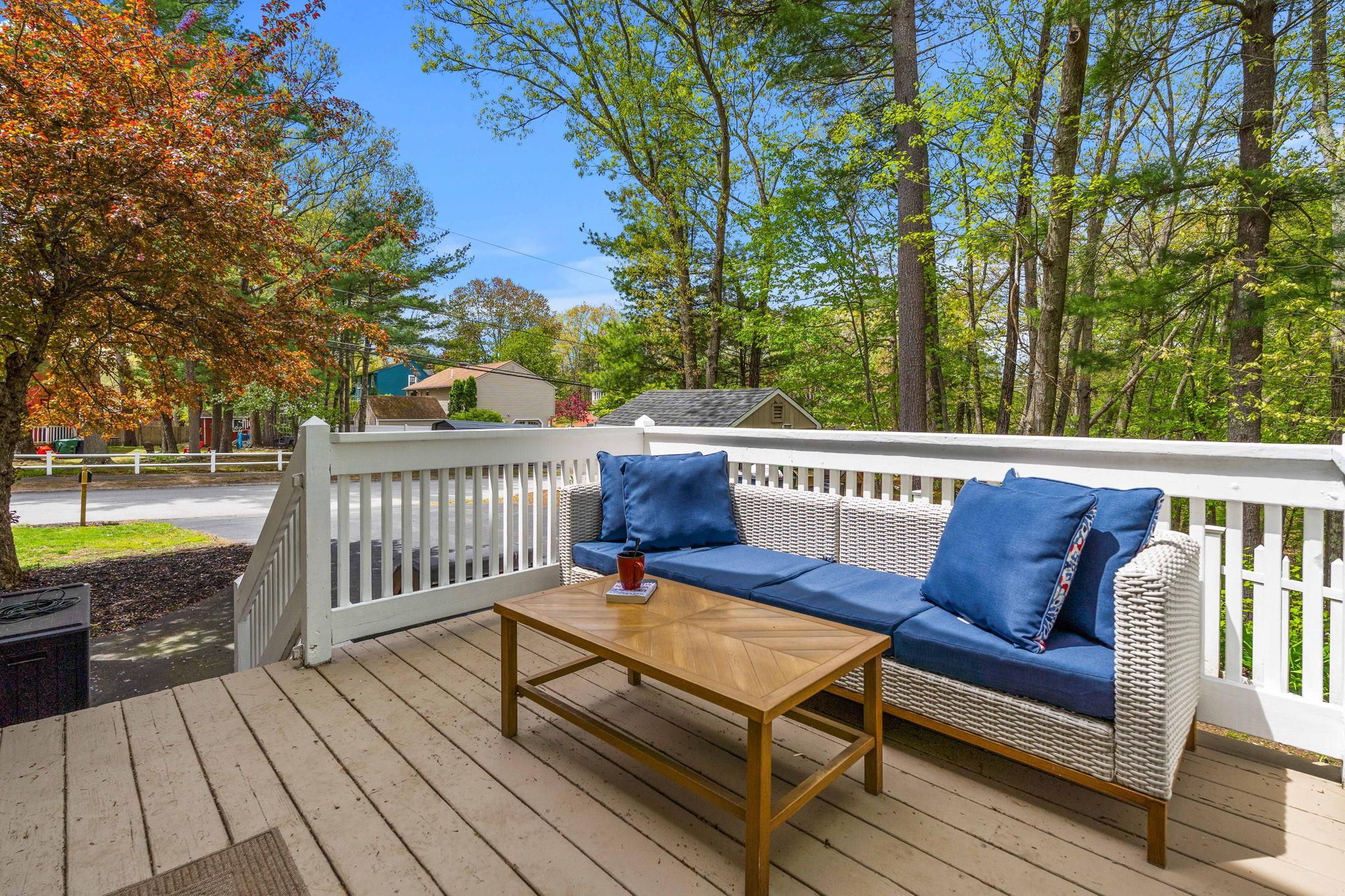 29 Hazel Ave, Nashua, NH 03062
