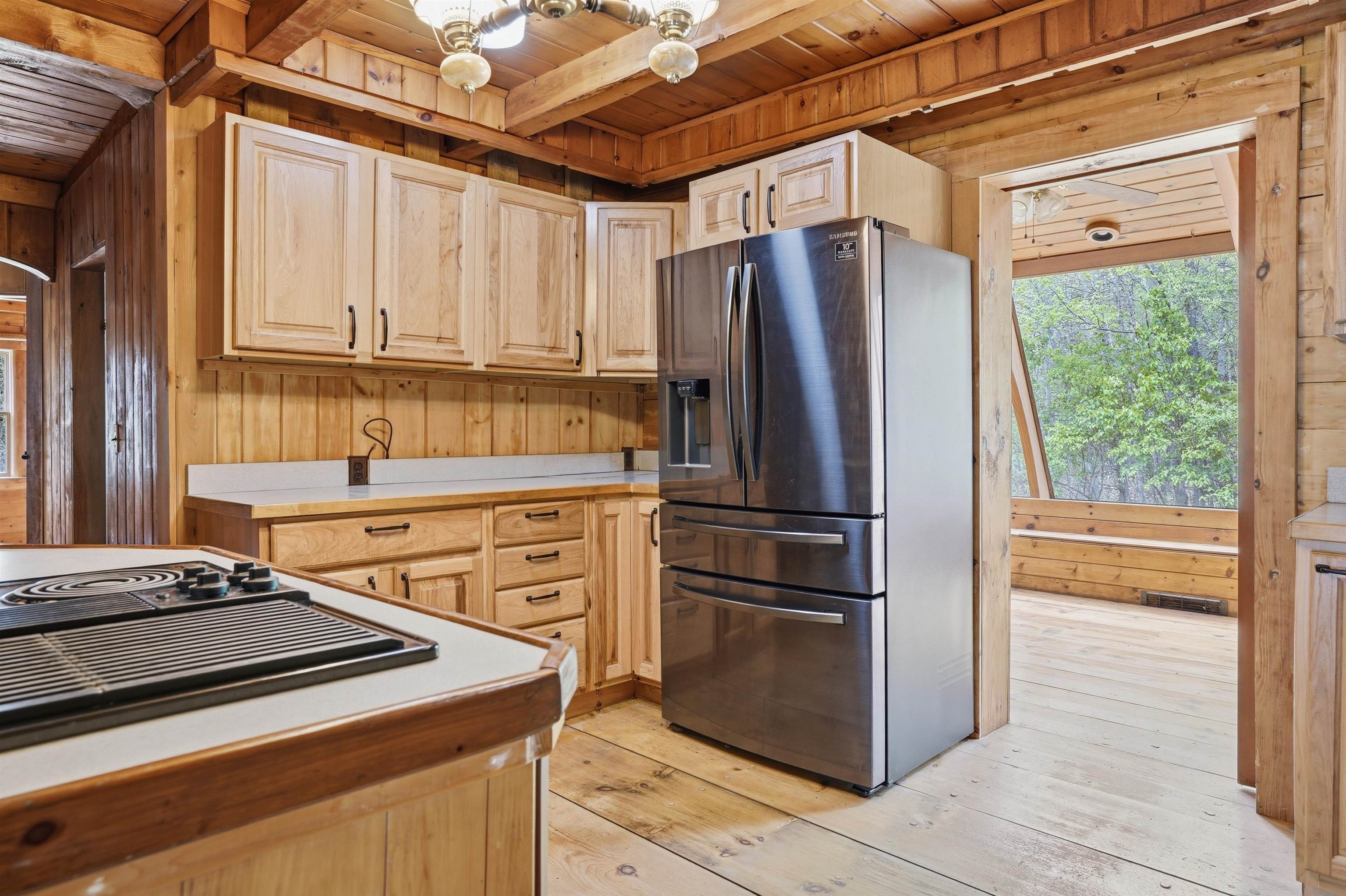 52 Nevins Rd, Hollis, NH 03049
