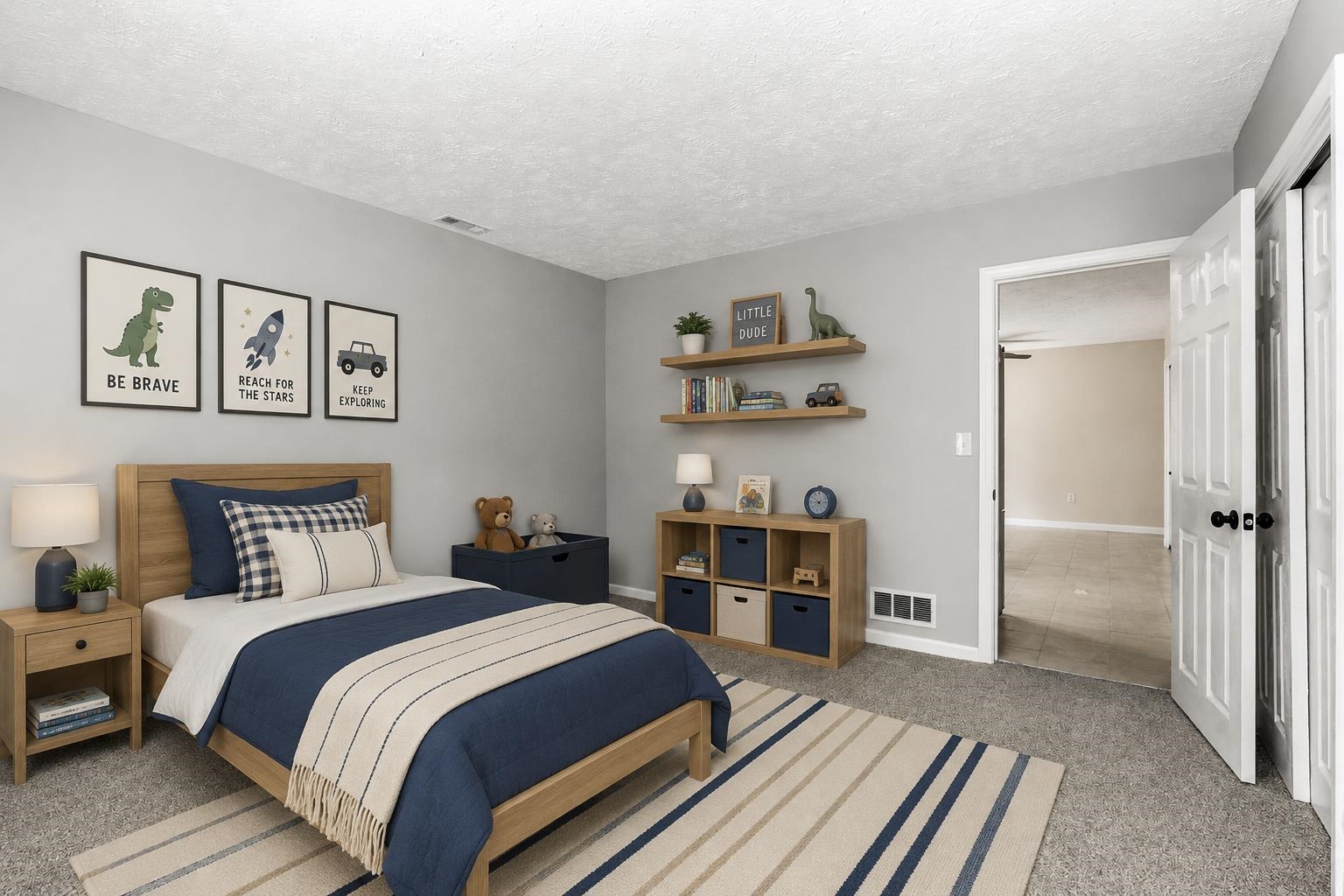 7B Kingston Way, Hudson, NH 03051