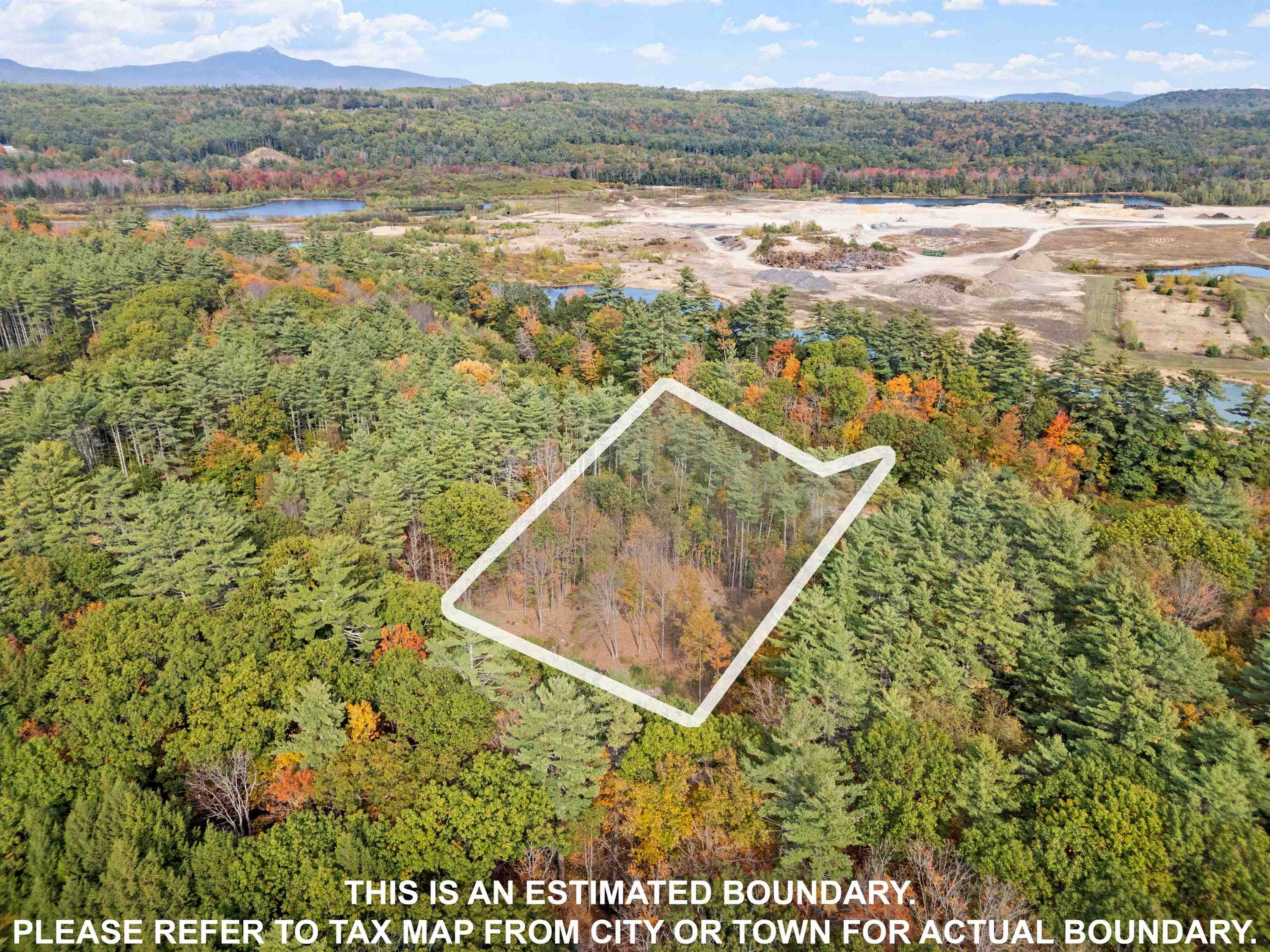 41 Foss Flats Rd, Sandwich, NH 03259