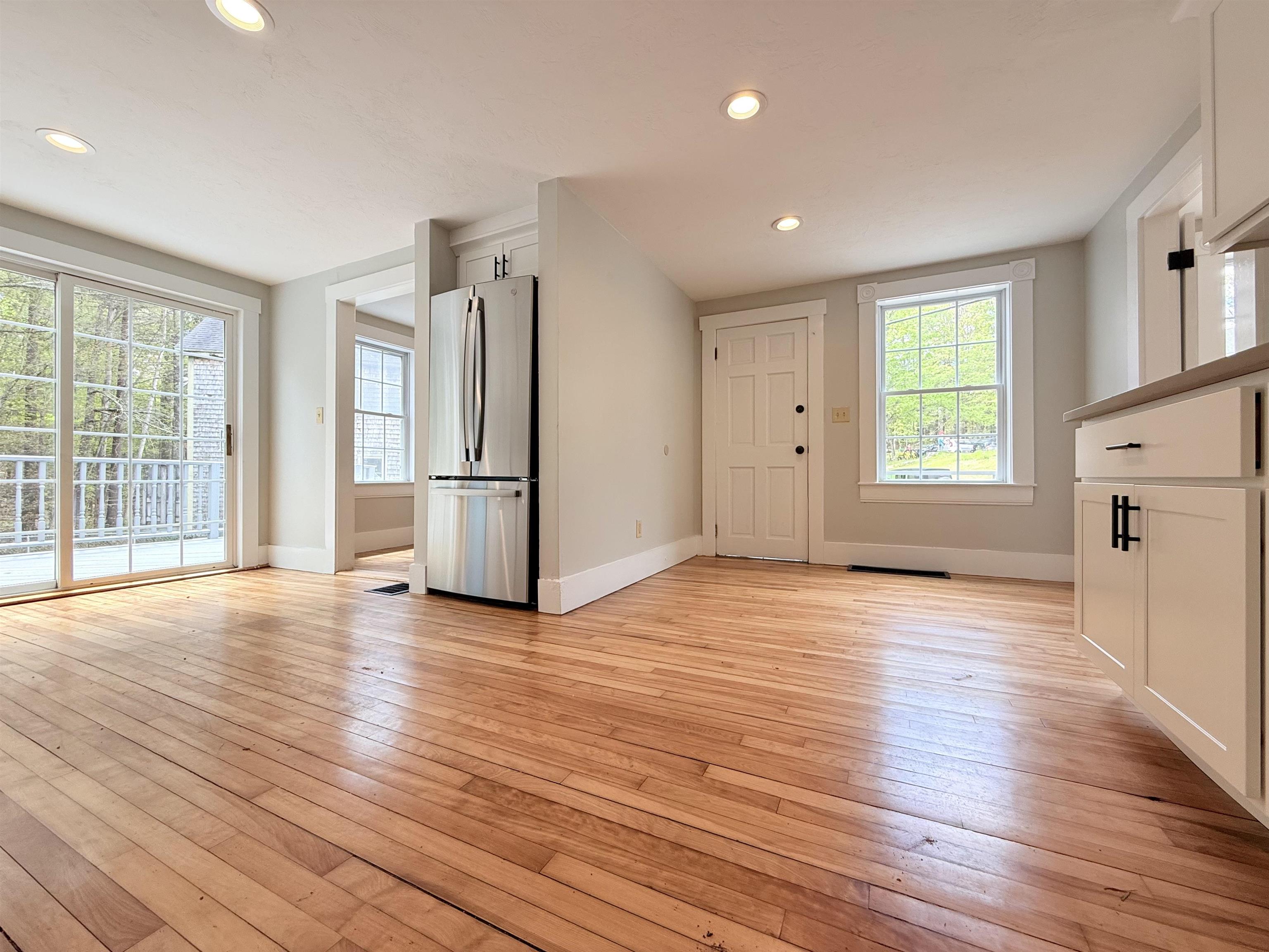 9 Blake Rd, Epping, NH 03042