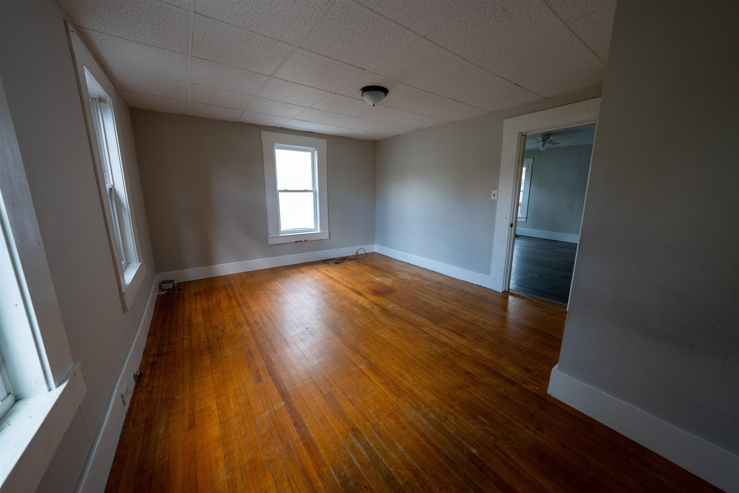 285 E High St, Manchester, NH 03104