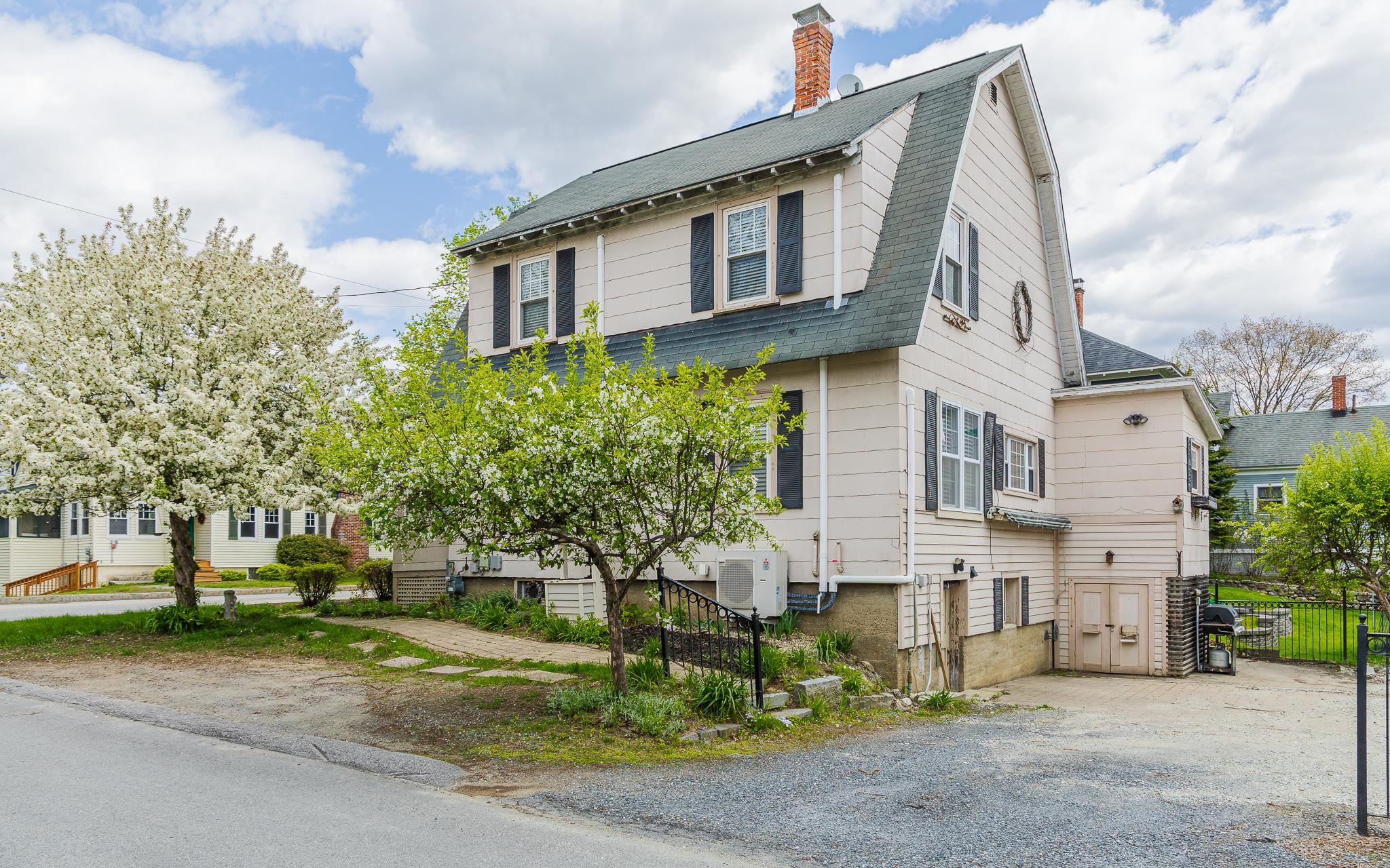 47 Baker St, Keene, NH 03431