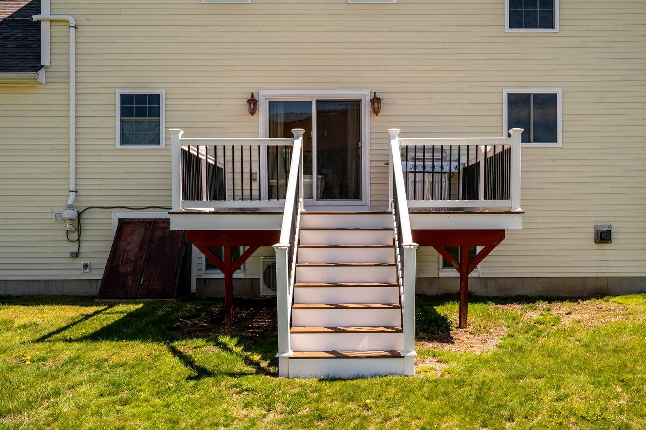 420 Old Rochester Rd, Somersworth, NH 03878
