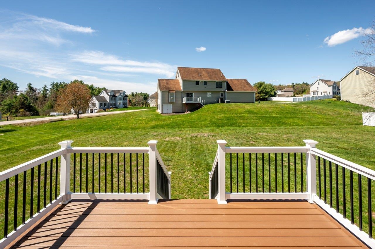 420 Old Rochester Rd, Somersworth, NH 03878