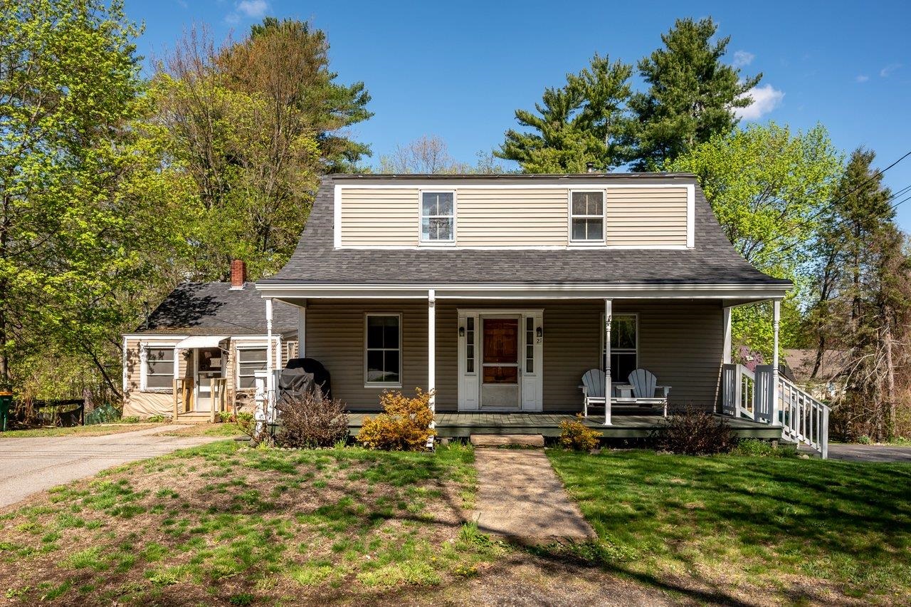 21 Dodge St, Rochester, NH 03867