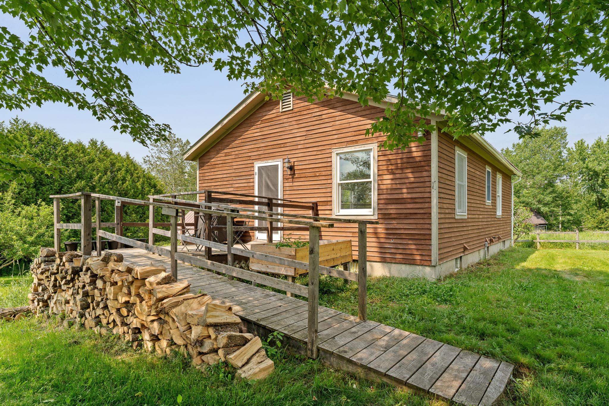 Deck to kitchen entry
