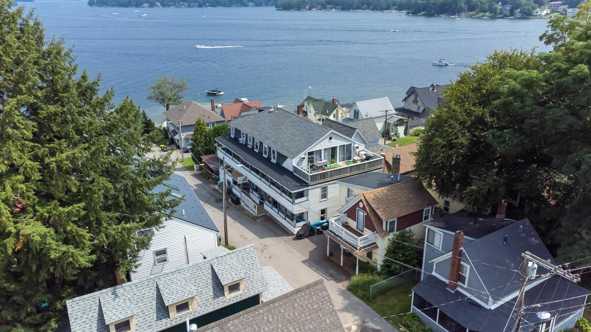 7 Baker Ave, Laconia, NH 03246