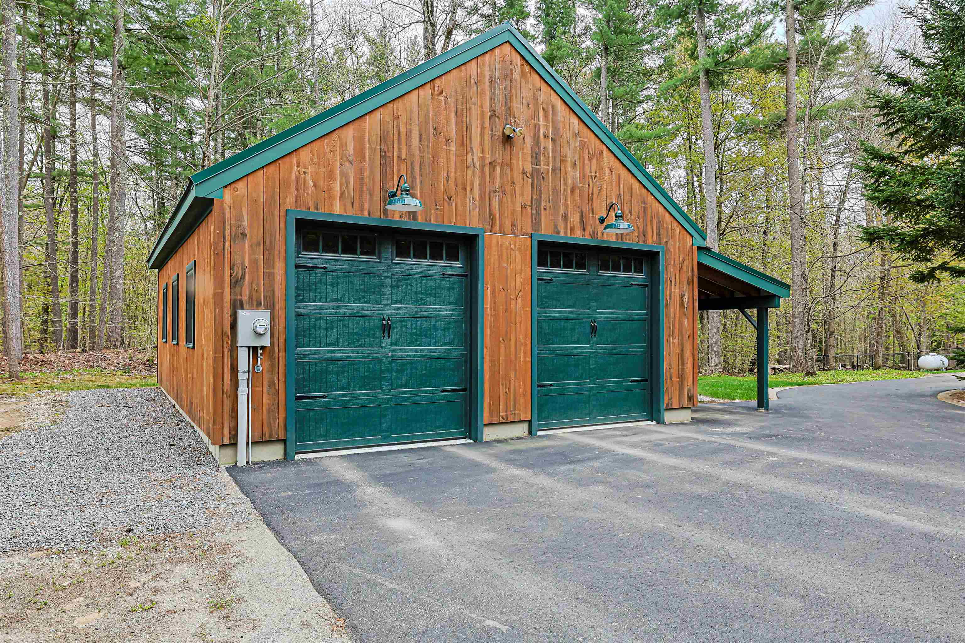 676 Starch Mill Rd, Mason, NH 03048