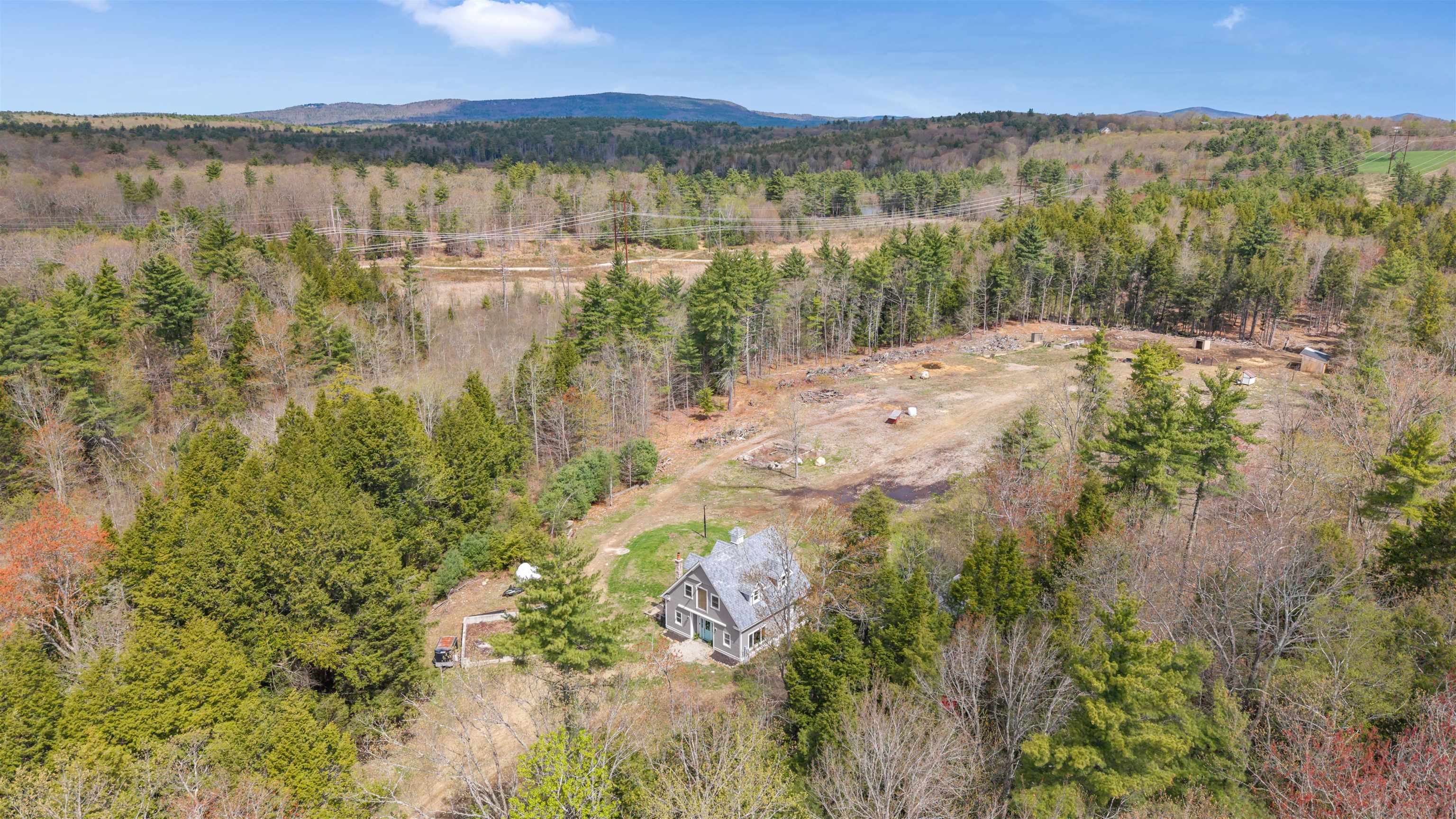 115 Back Canaan Rd, Strafford, NH 03884