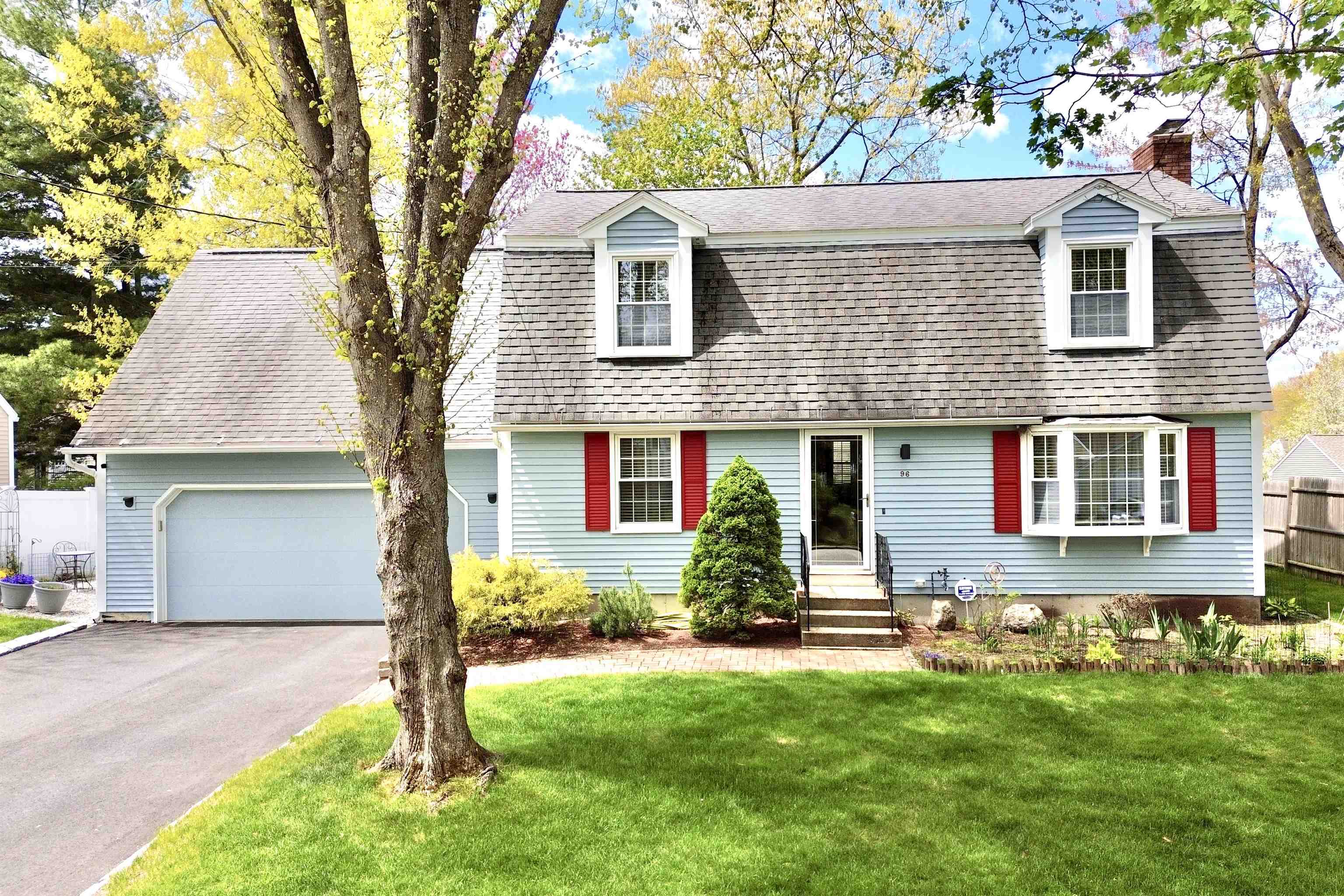 96 Renard St, Manchester, NH 03109
