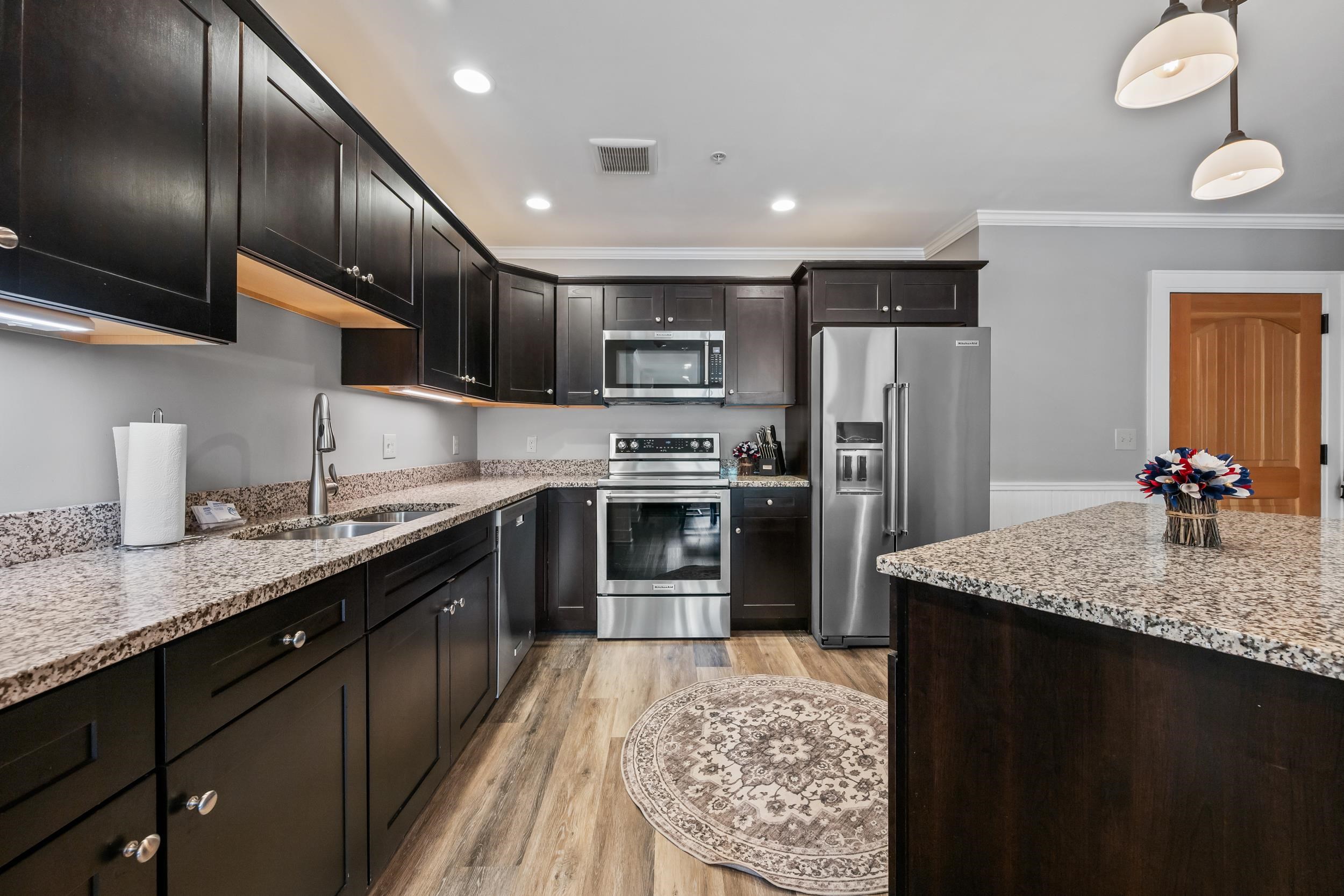 235 Skimobile Rd, Conway, NH 03860