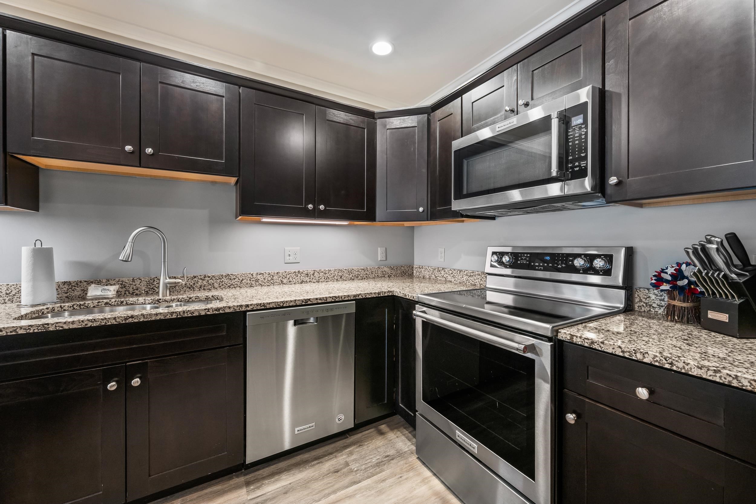 235 Skimobile Rd, Conway, NH 03860