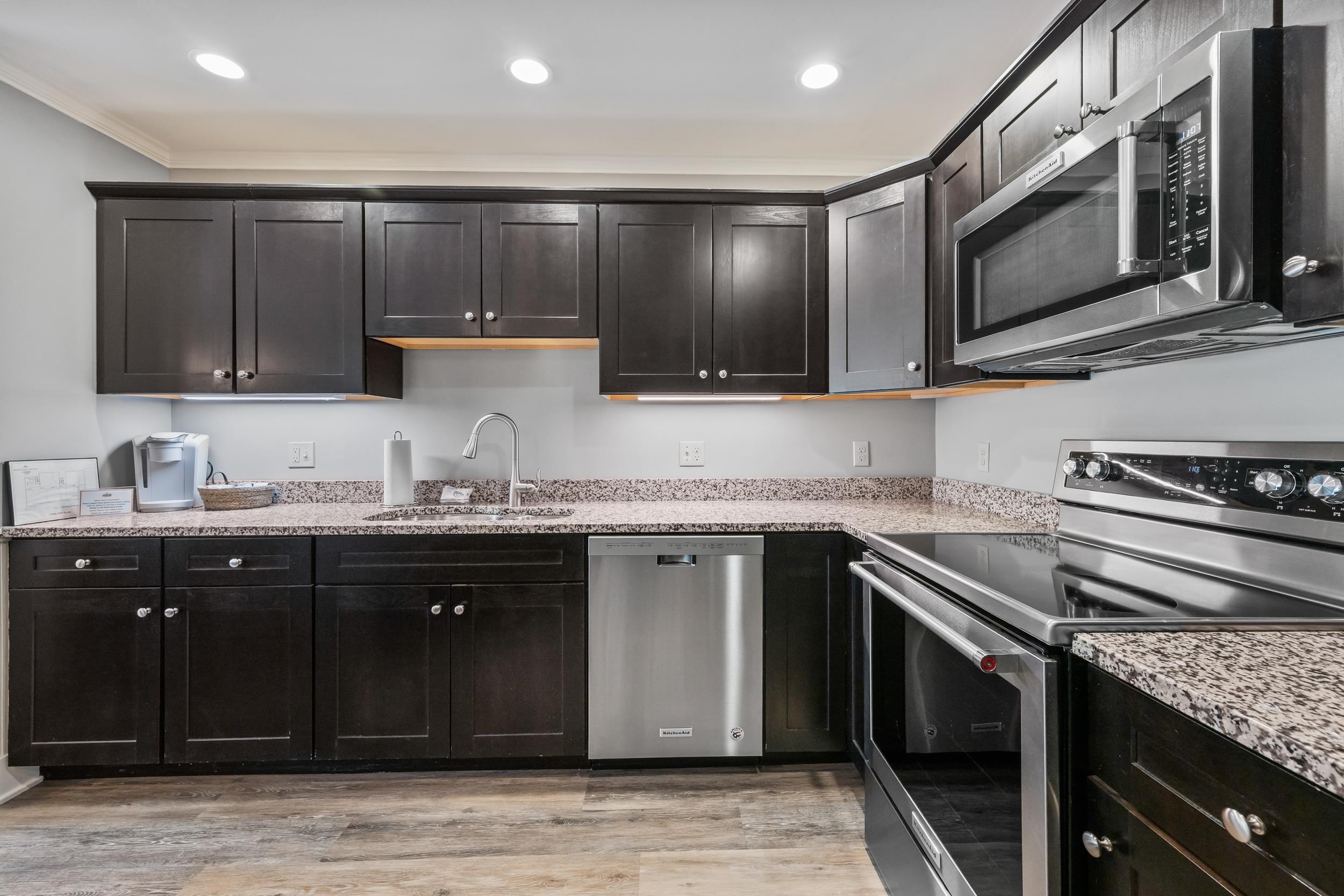 235 Skimobile Rd, Conway, NH 03860