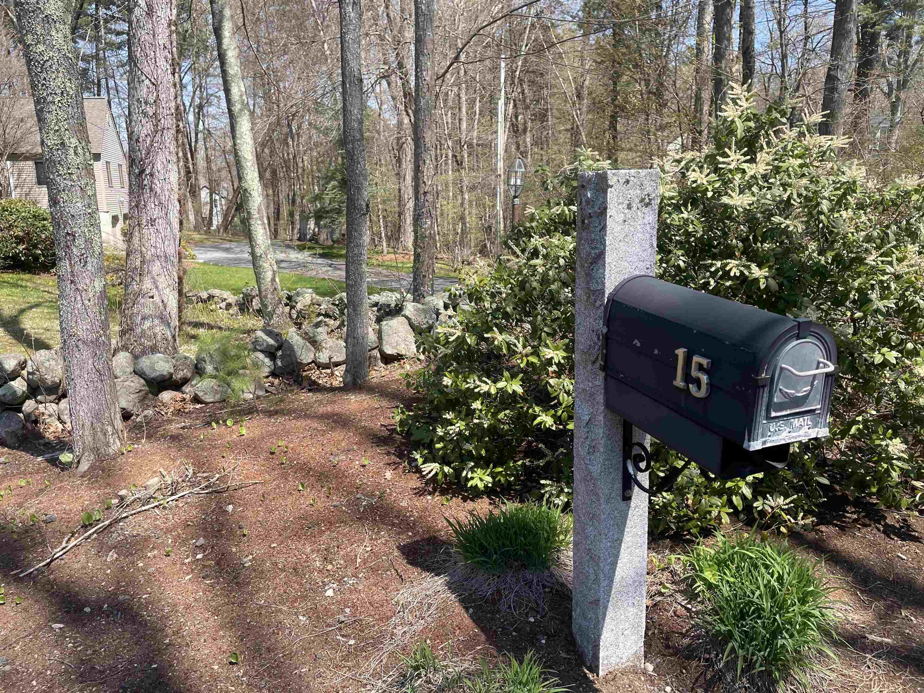 15 Knightland Rd, Atkinson, NH 03811